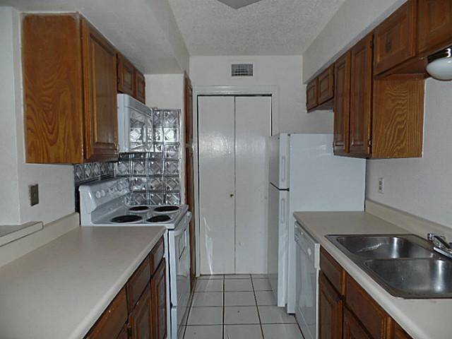 5840 Spring Valley #305, Dallas, TX 75254