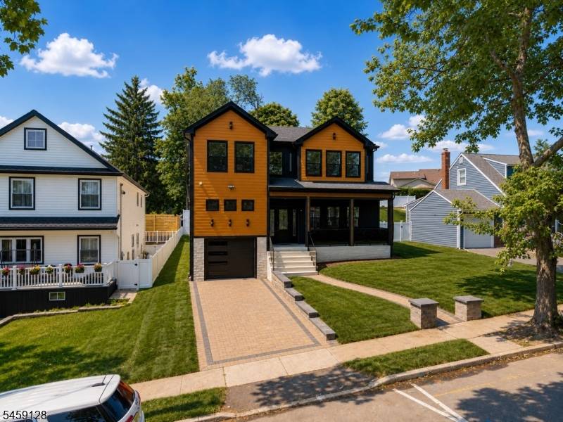 15 Edison St, Clifton City, NJ 07013