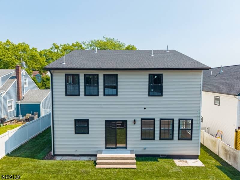 15 Edison St, Clifton City, NJ 07013