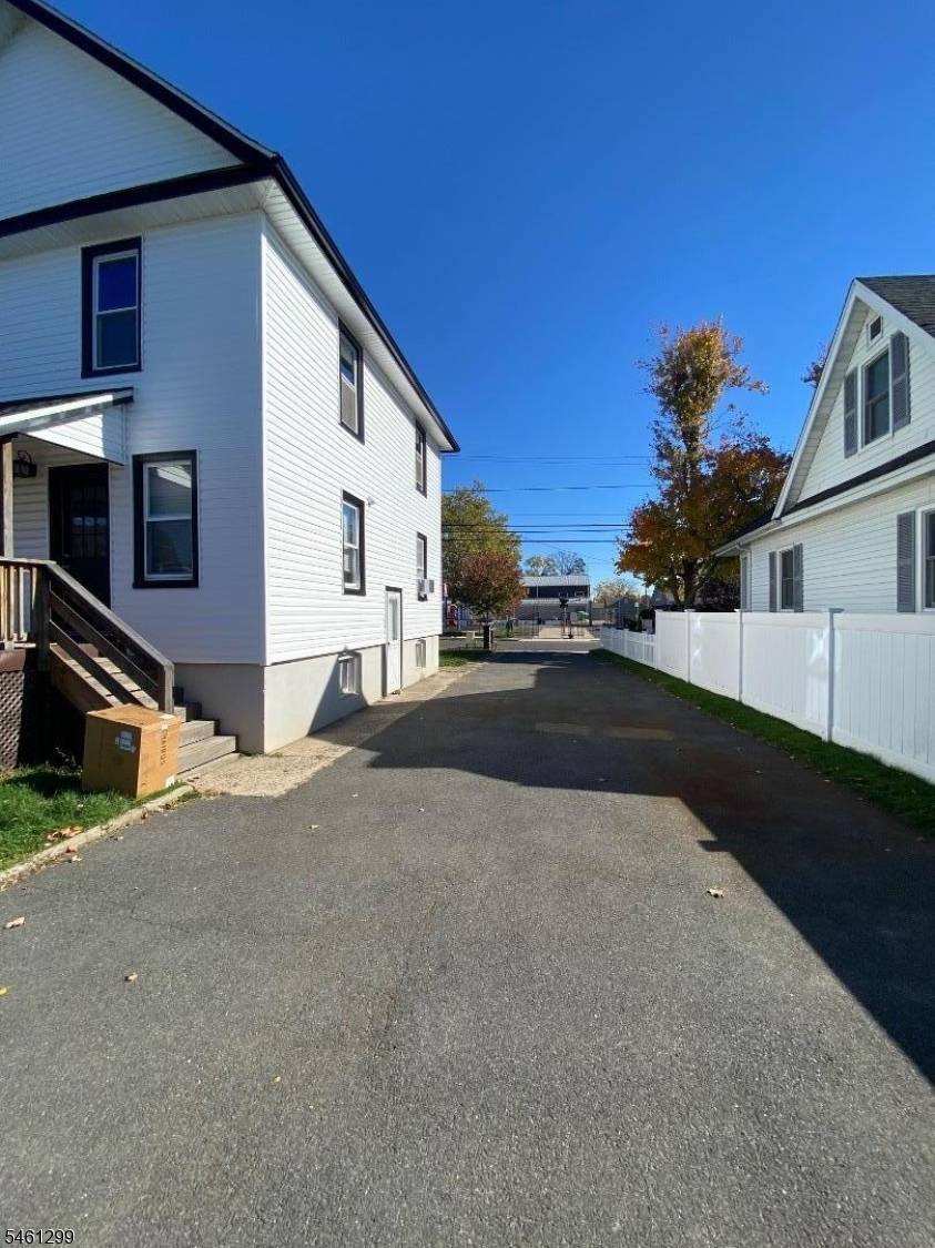 229 Thompson Ave #2, Bound Brook Boro, NJ 08805