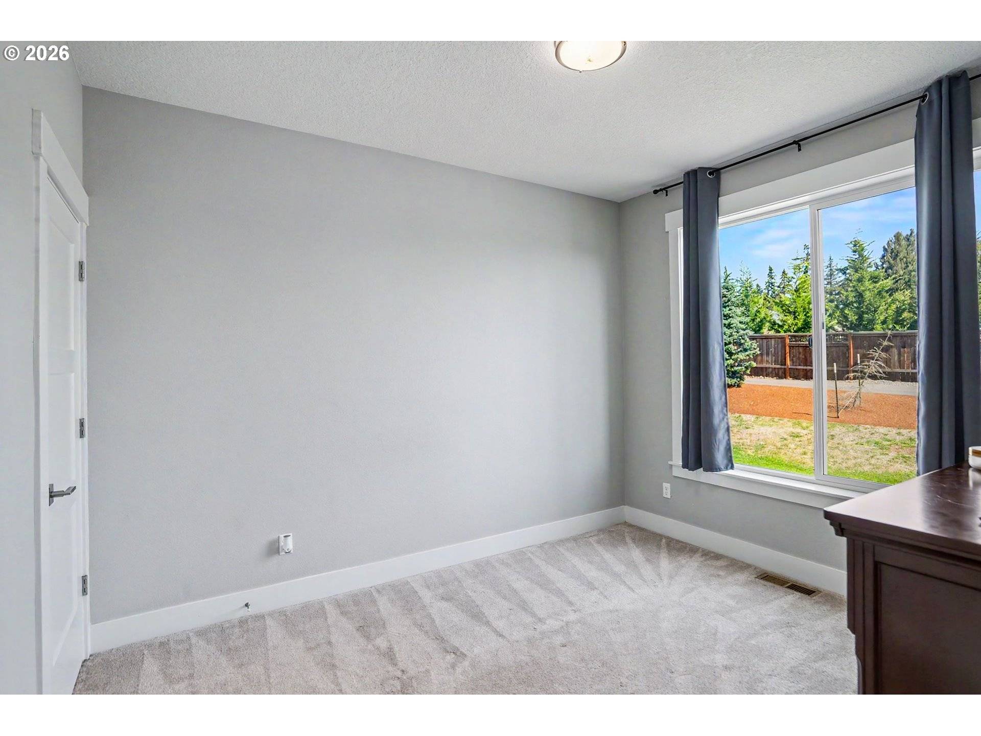 7182 ELMER CT NE, Silverton, OR 97381