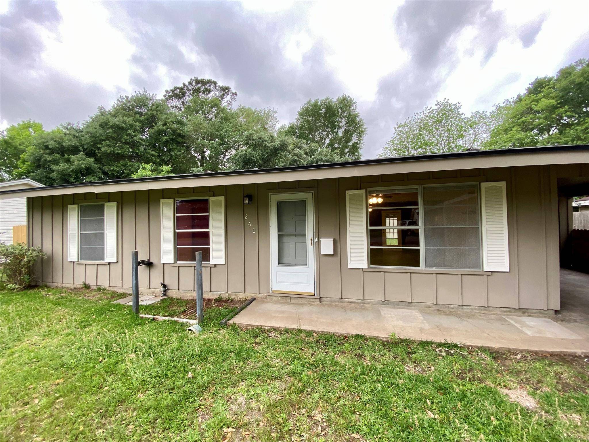 260 Bradford DR, Beaumont, TX 77707