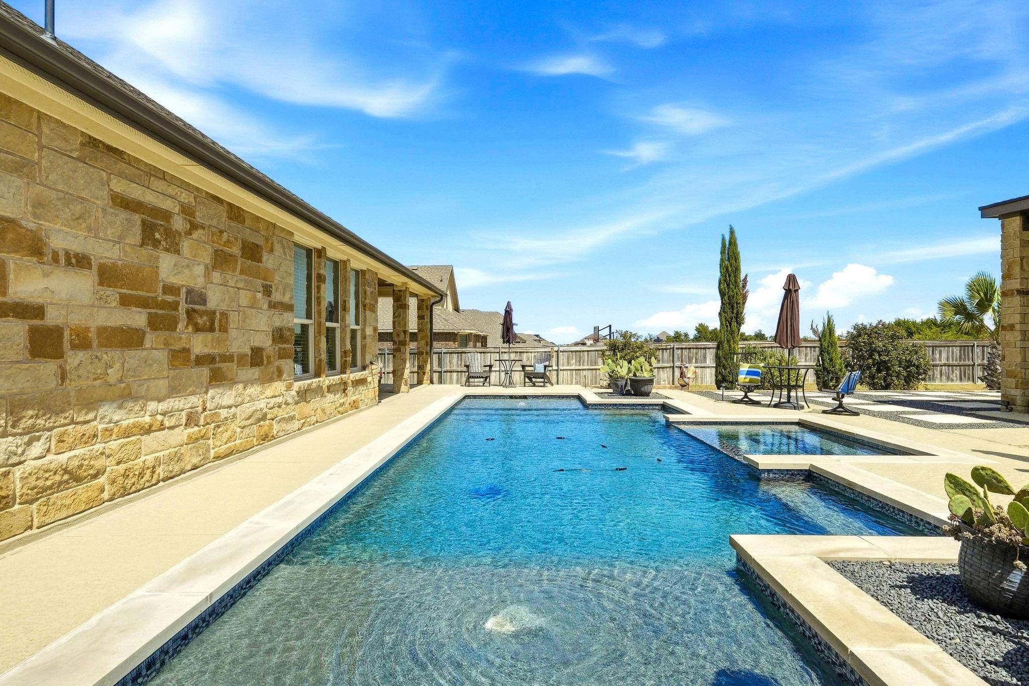 1741 Meadow Crest DR, Salado, TX 76571