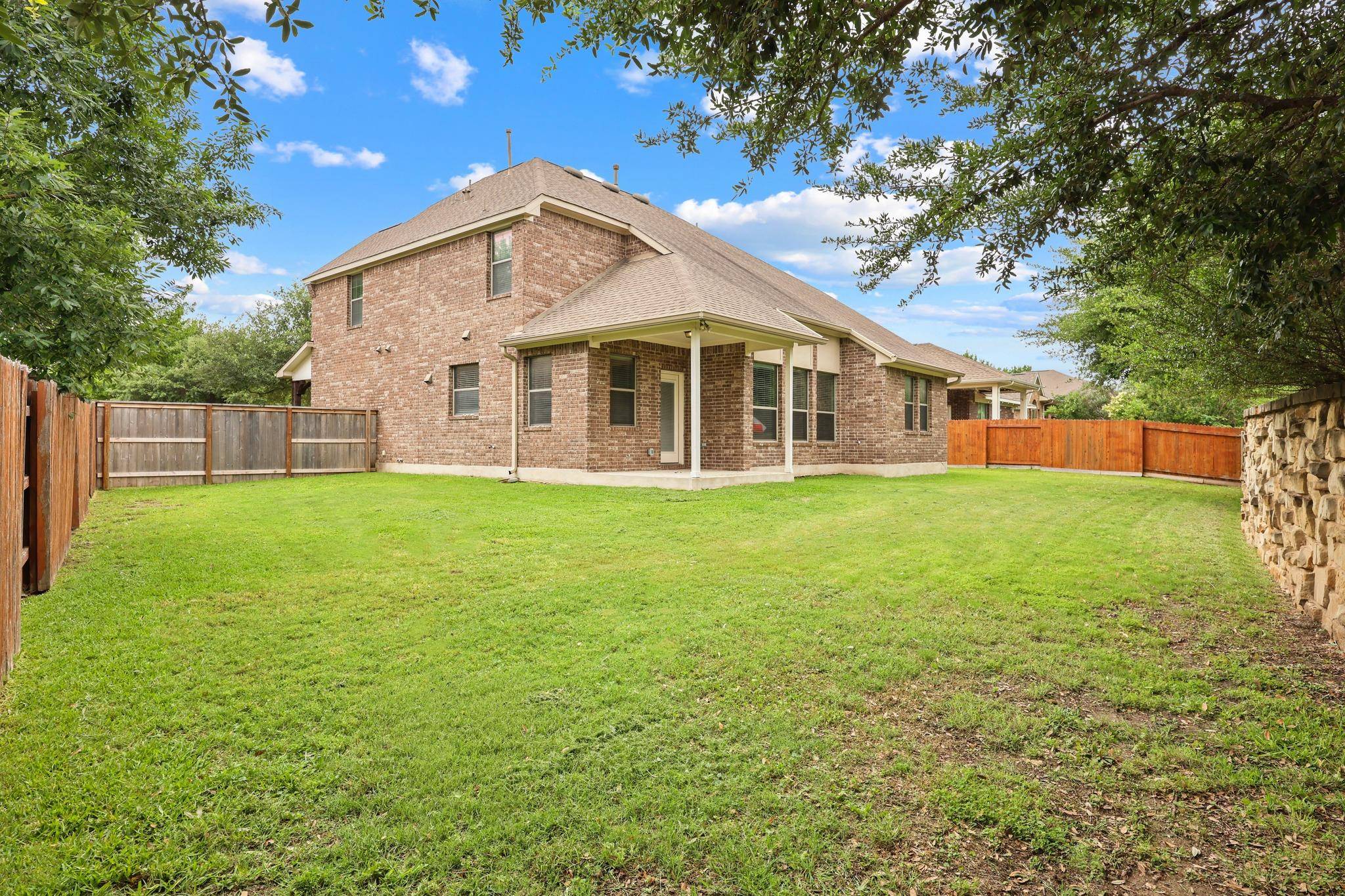 2572 Santa Barbara LOOP, Round Rock, TX 78665