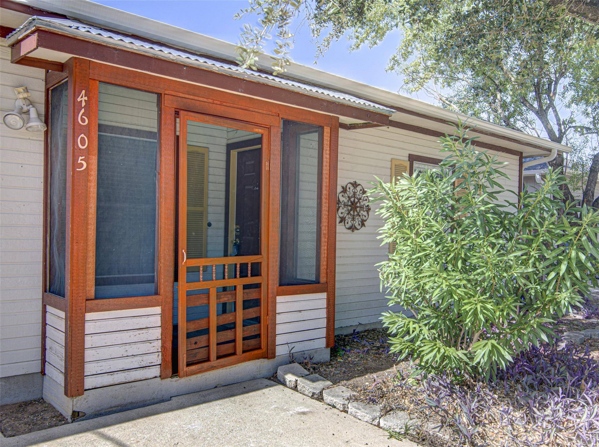 4605 Ribbecke Ave, Austin, TX 78721