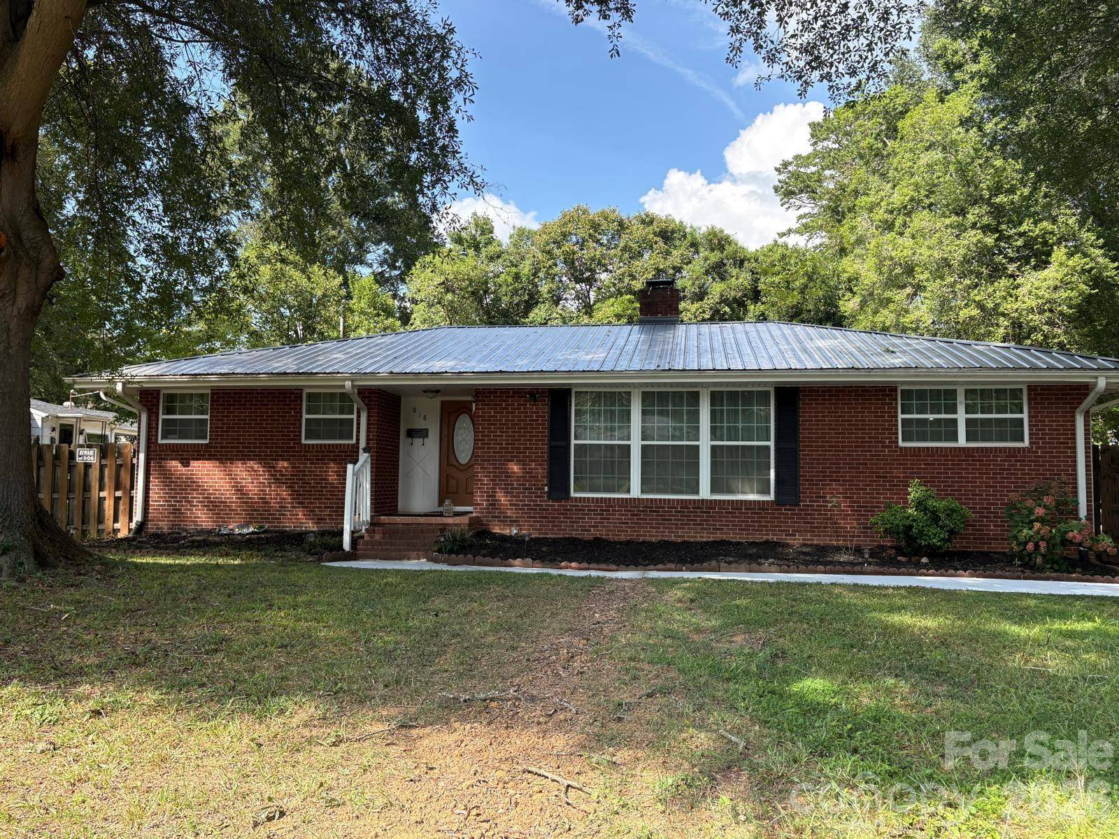 818 Hillcrest AVE, Gastonia, NC 28052