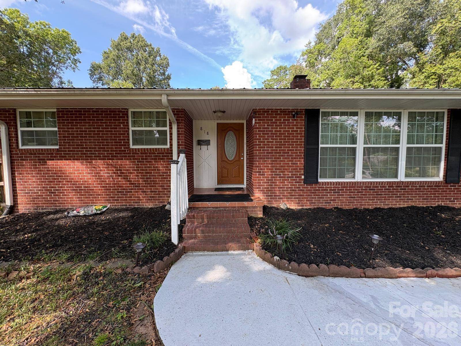 818 Hillcrest AVE, Gastonia, NC 28052