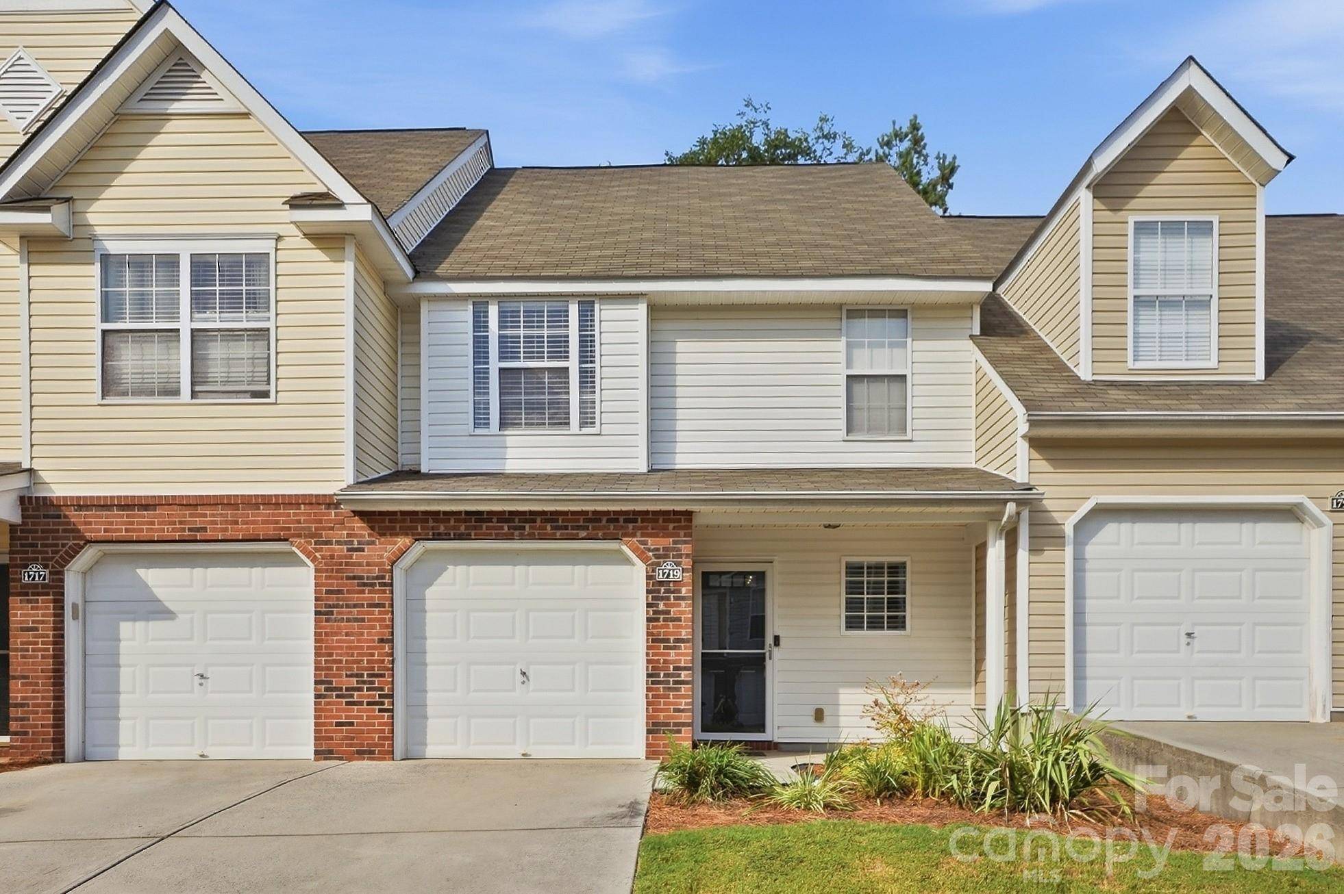 1719 Hidden Creek DR, Rock Hill, SC 29732