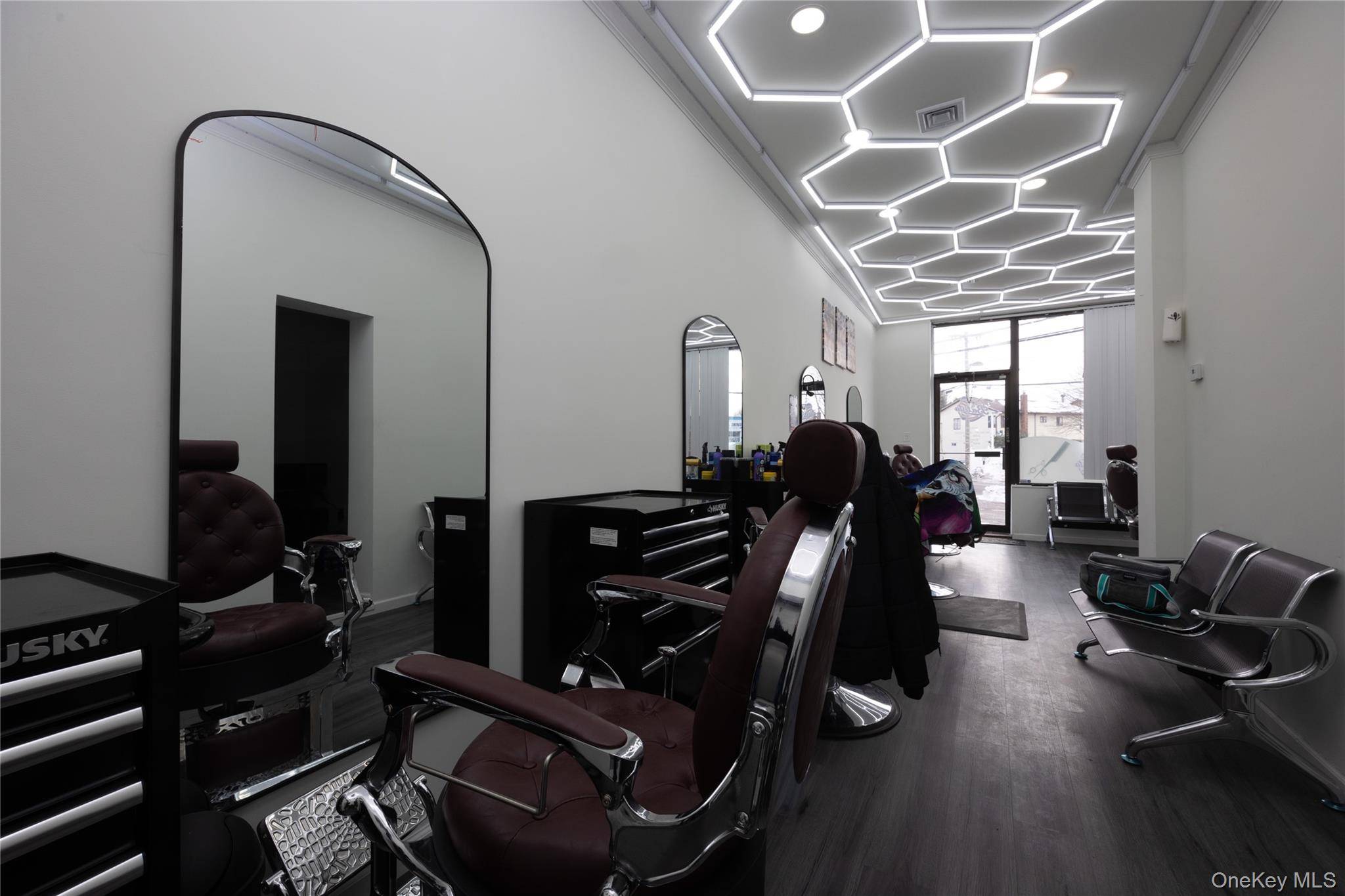 793 Main ST, Farmingdale, NY 11735