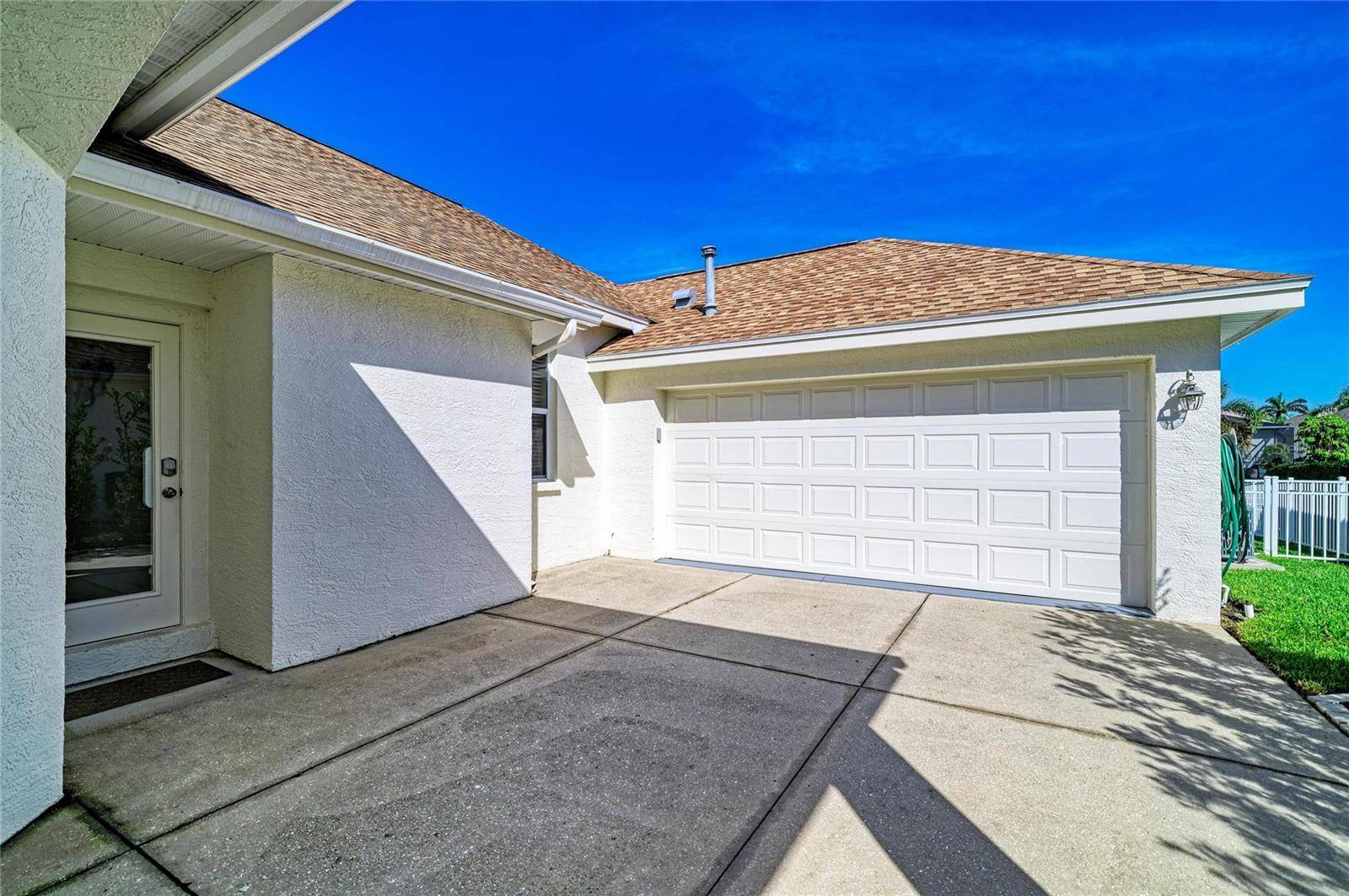 4727 COMPASS DR, Bradenton, FL 34208