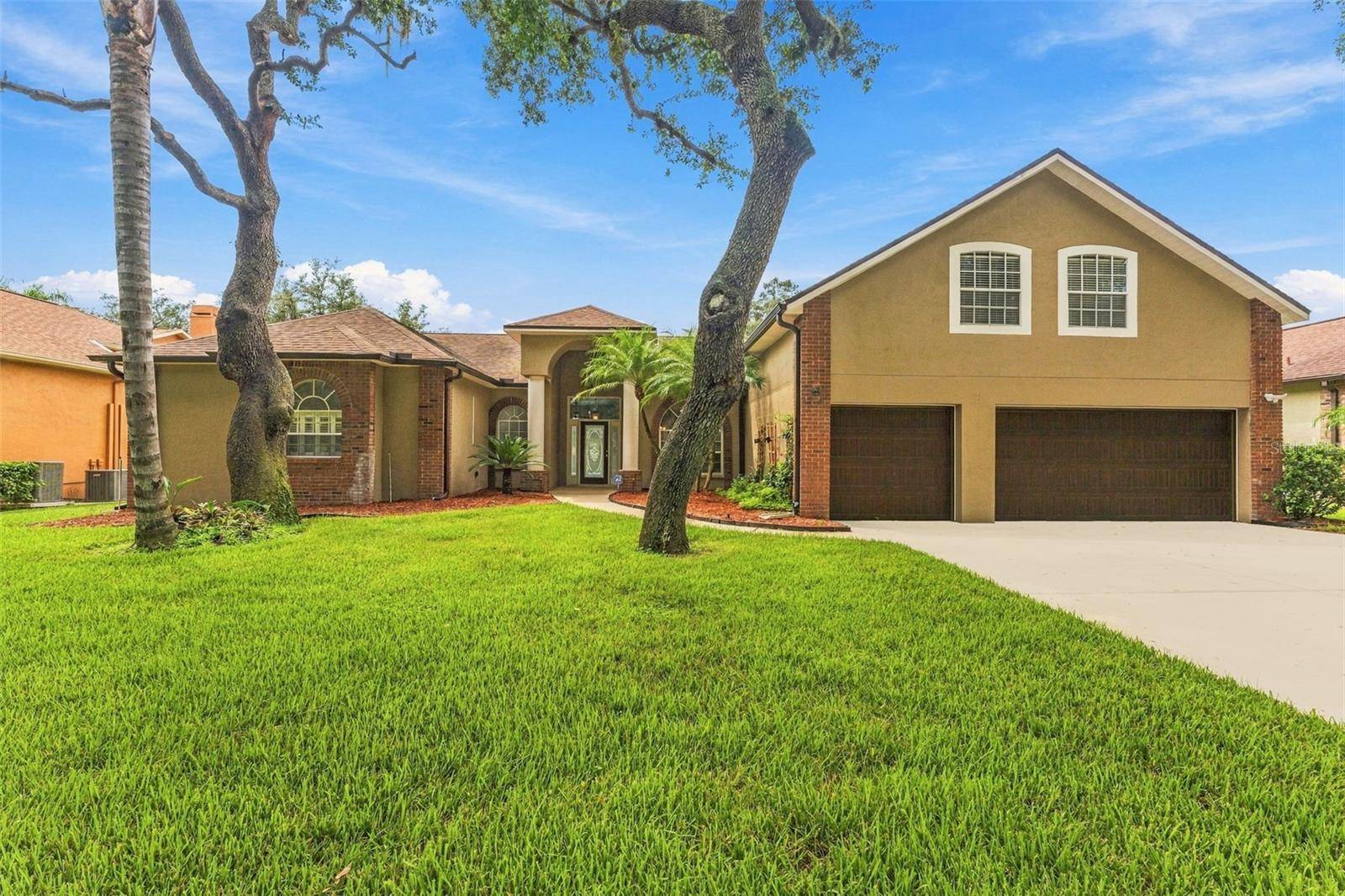 2561 REGAL RIVER RD, Valrico, FL 33596