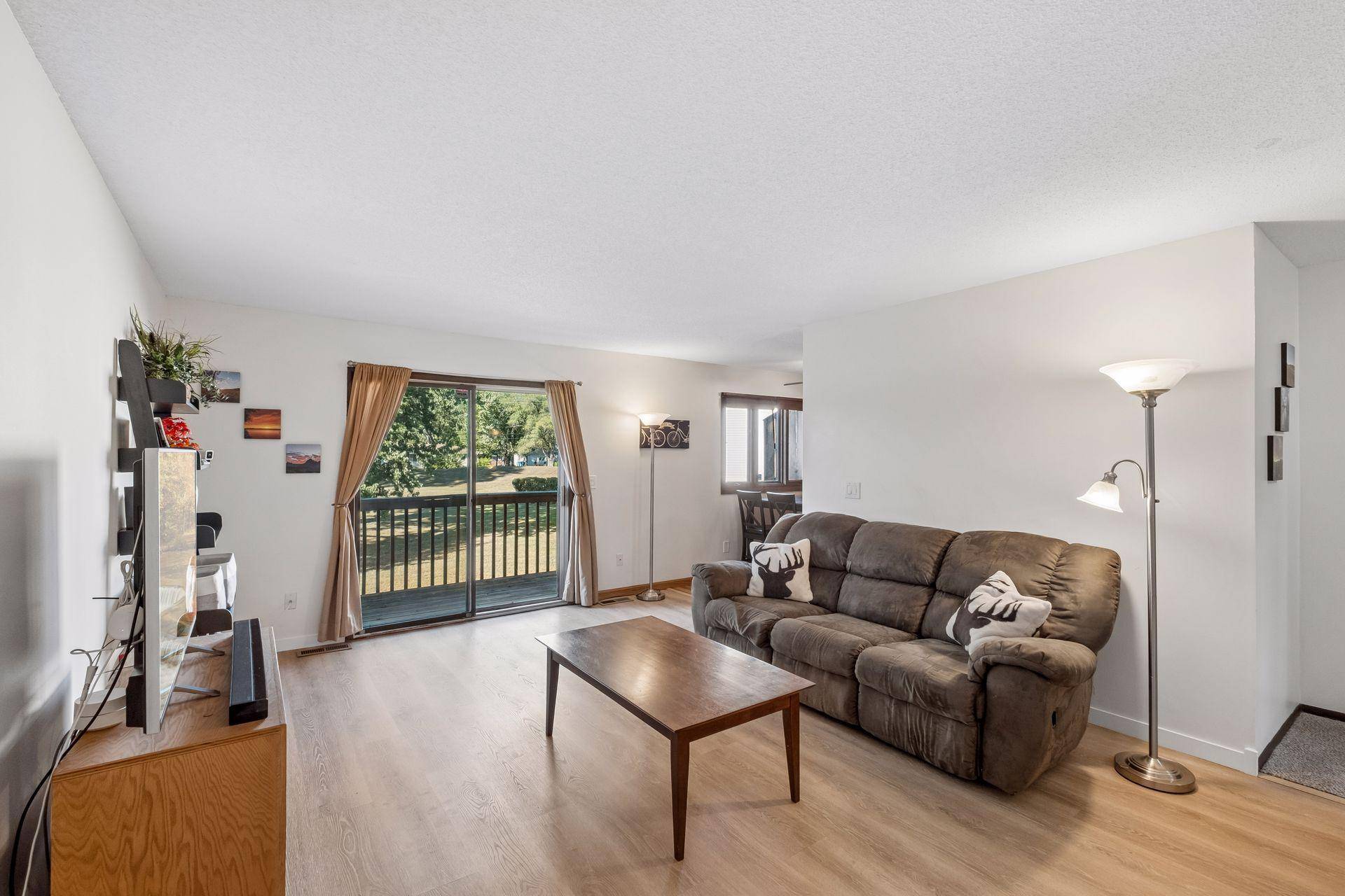 11032 Trail West RD, Bloomington, MN 55437