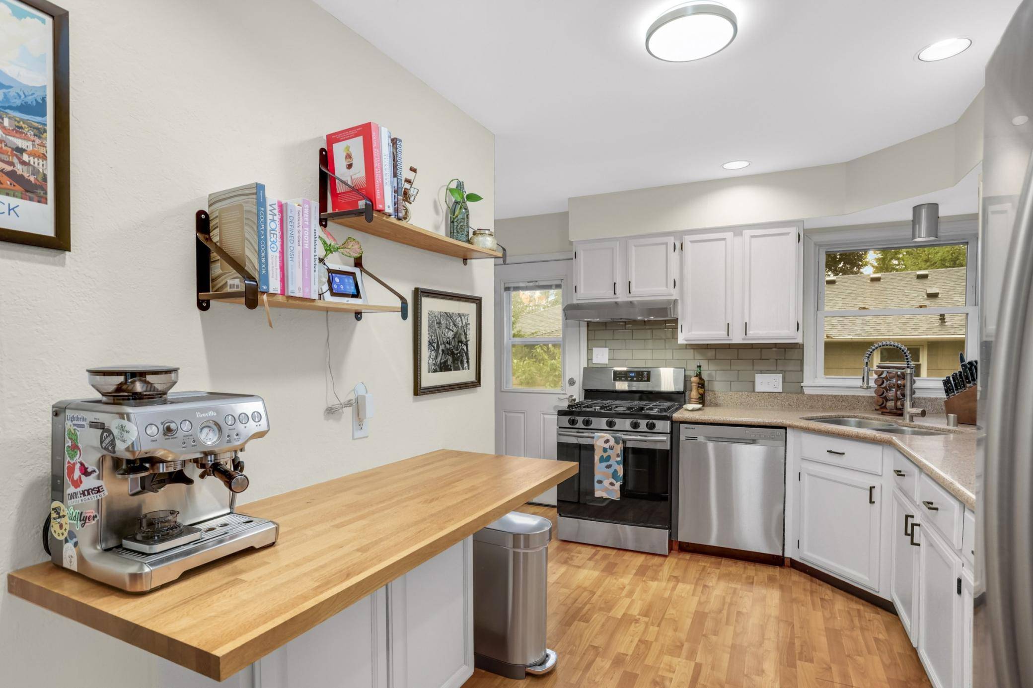 1405 Independence AVE S, Saint Louis Park, MN 55426