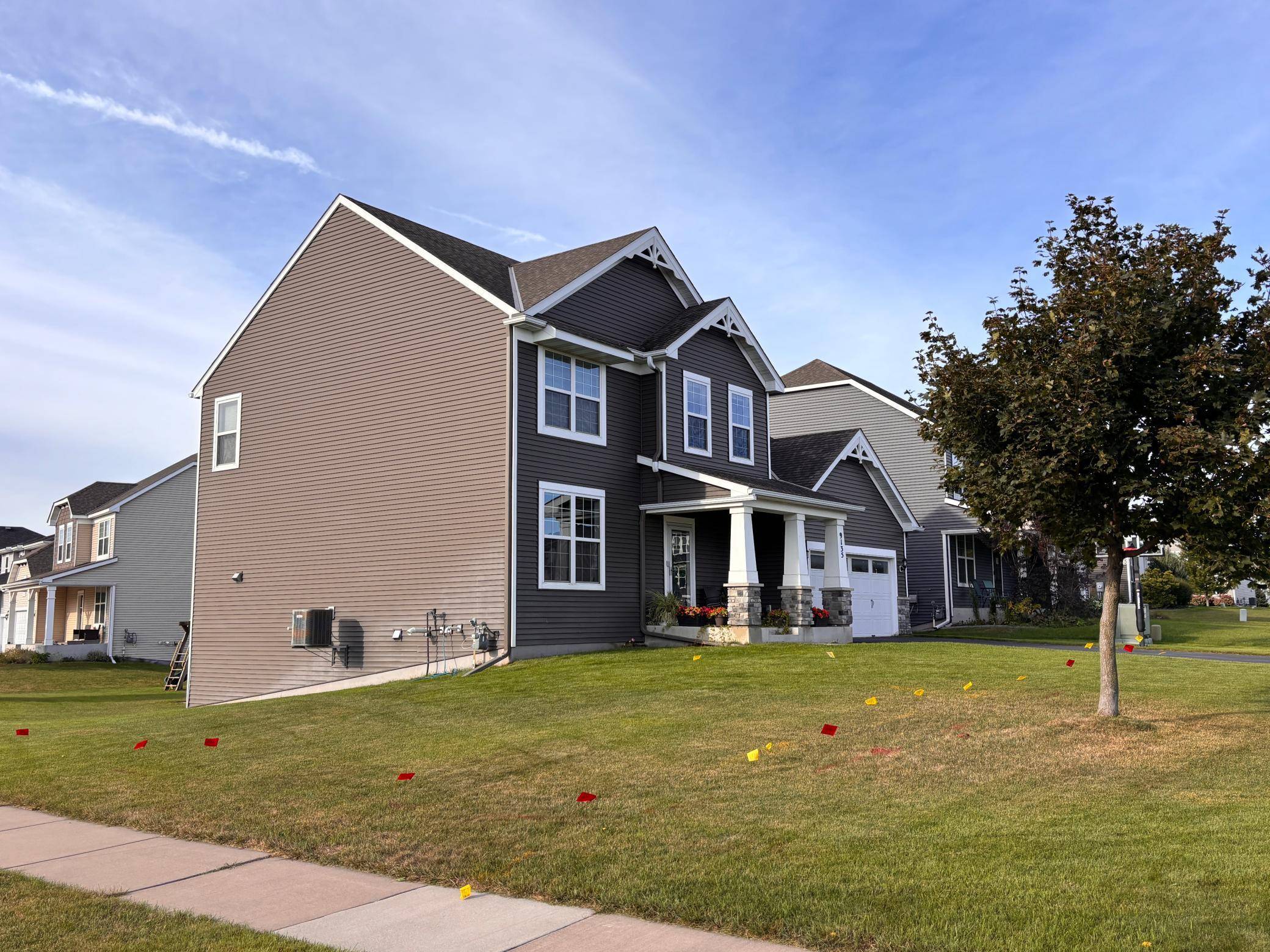 9135 Lighthouse LN, Woodbury, MN 55129