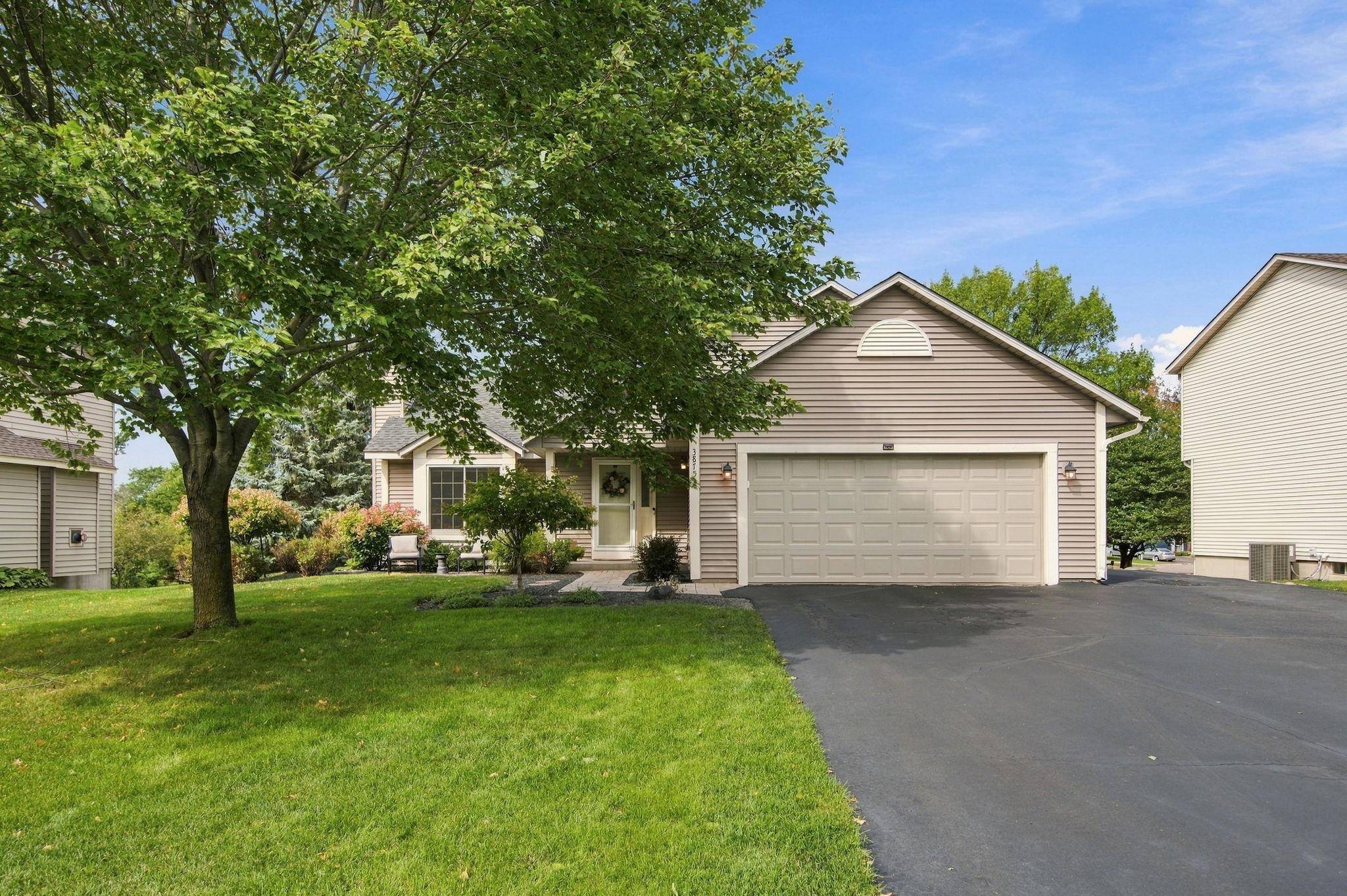 3875 Walnut Grove LN N, Plymouth, MN 55446