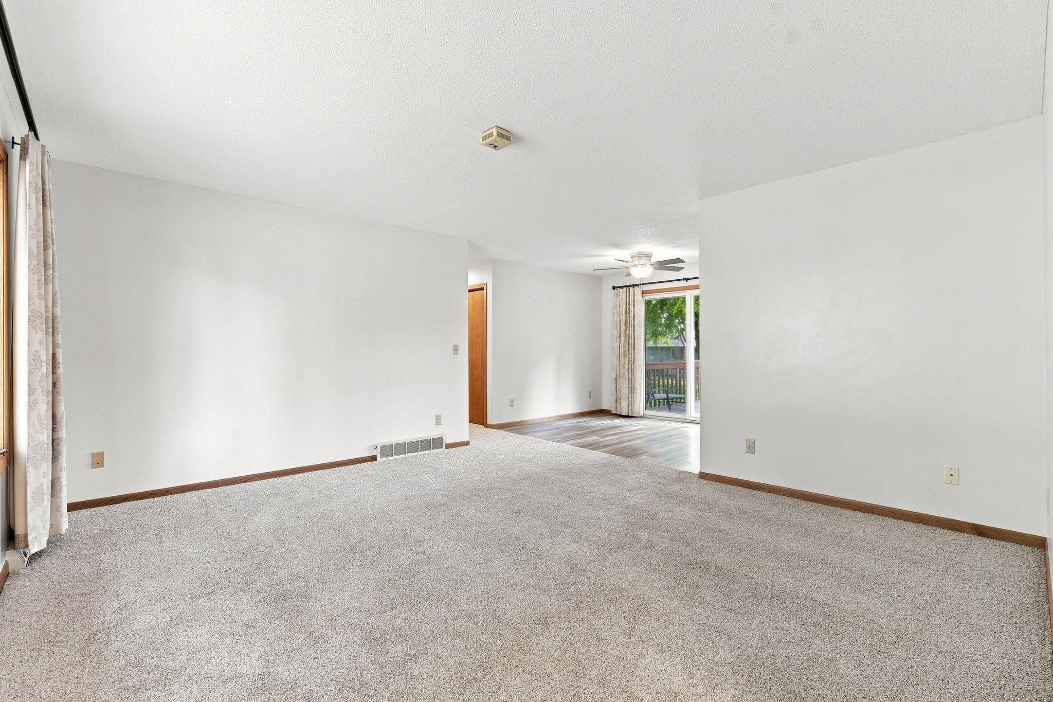 730 Apollo RD, River Falls, WI 54022