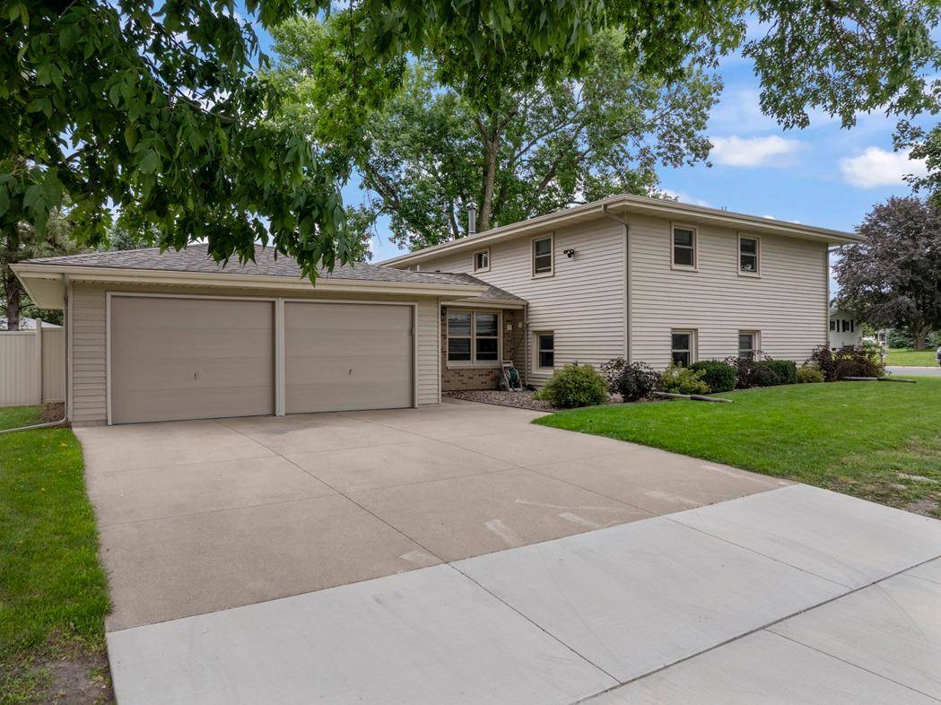 700 Lyndale AVE, Spring Valley, MN 55975