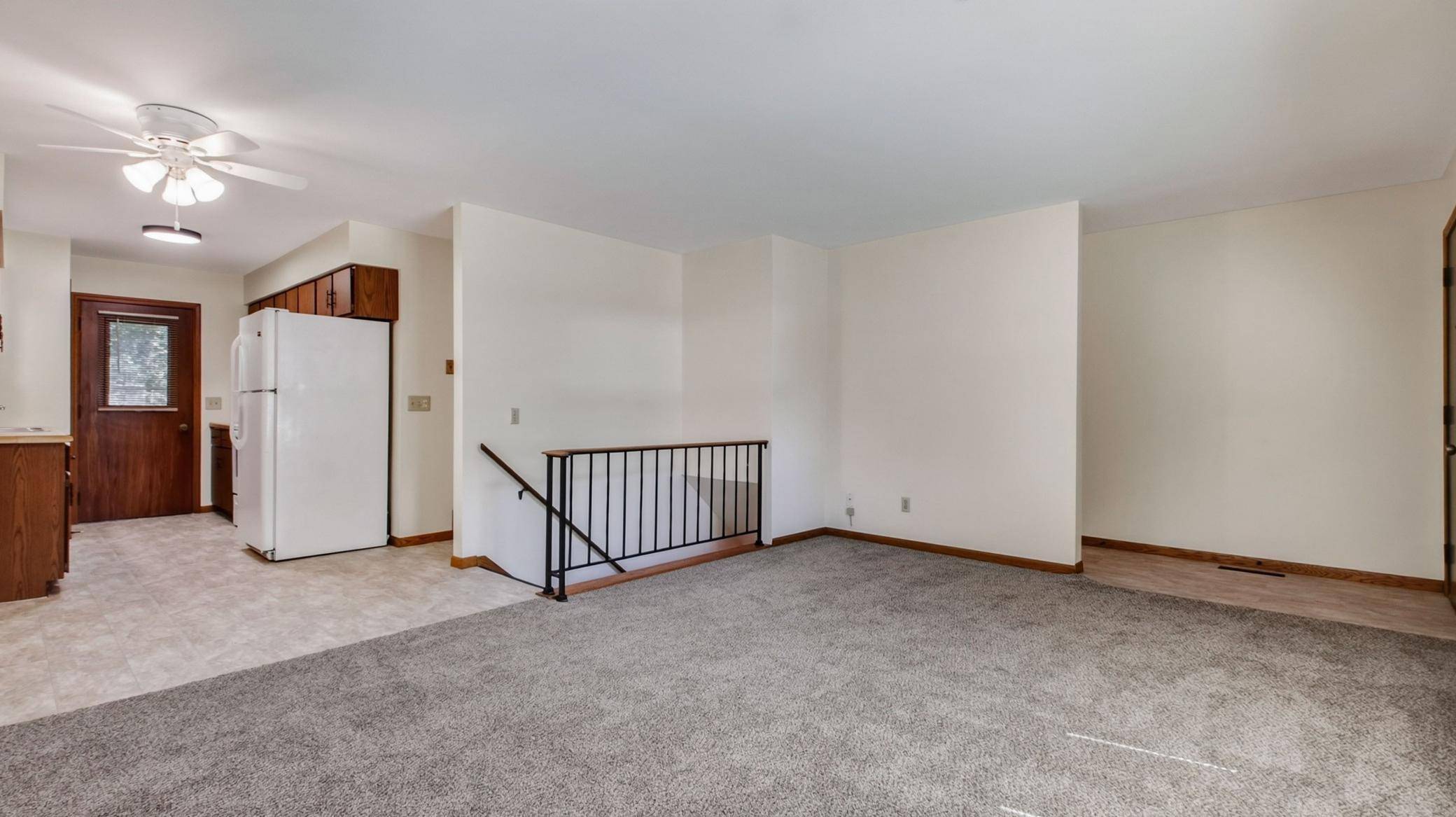 2810 Hallie LN, Eau Claire, WI 54703