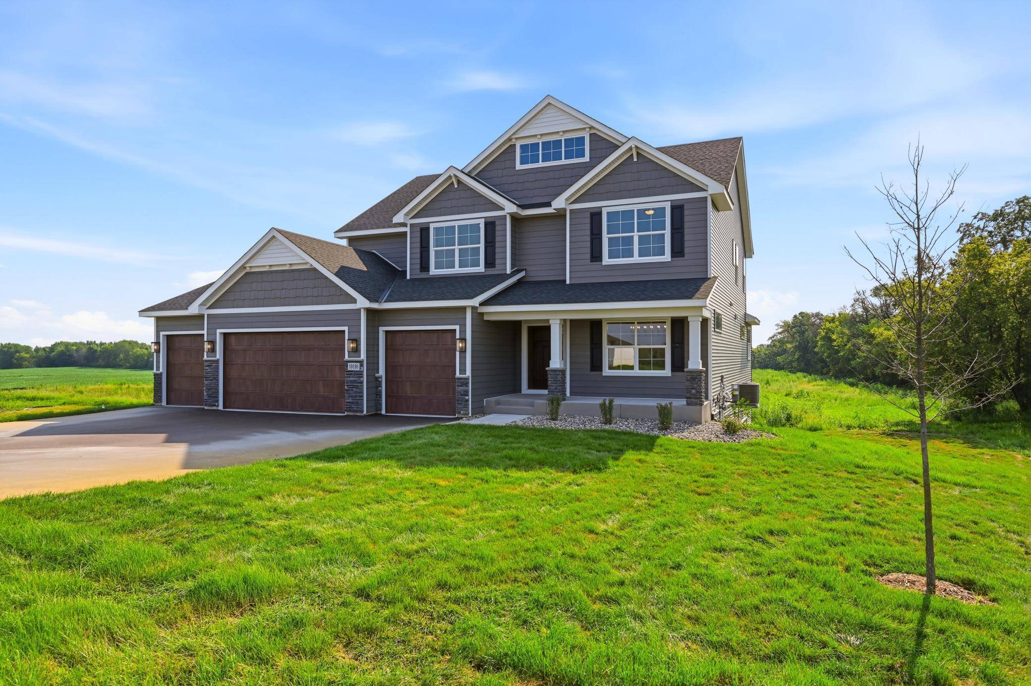 10180 Heather LN, Corcoran, MN 55374