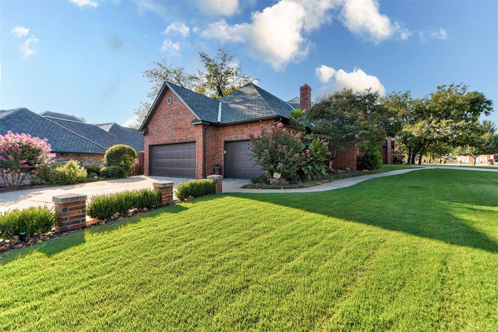 12000 Lorien WAY, Oklahoma City, OK 73170