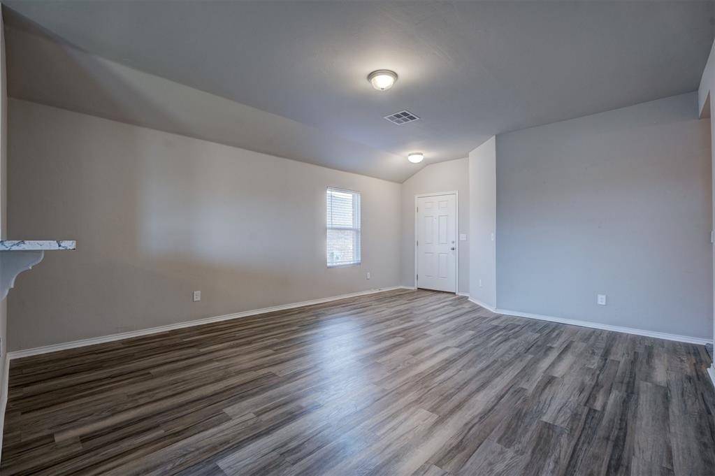 11736 NW 96th ST, Yukon, OK 73099