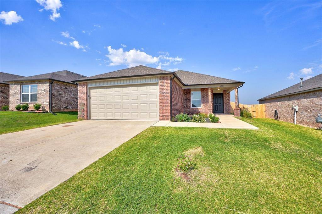 11736 NW 96th ST, Yukon, OK 73099