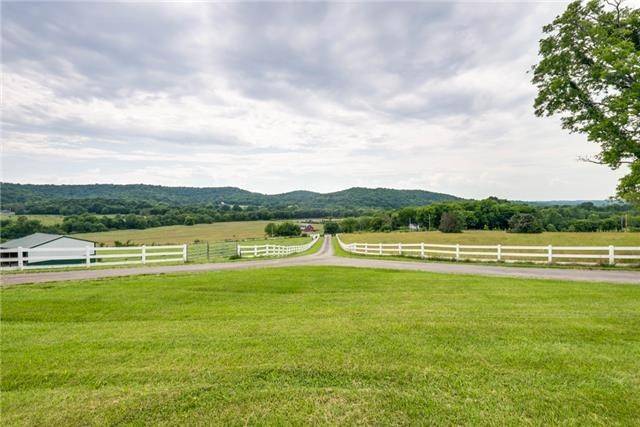 1422 Globe Rd, Lewisburg, TN 37091