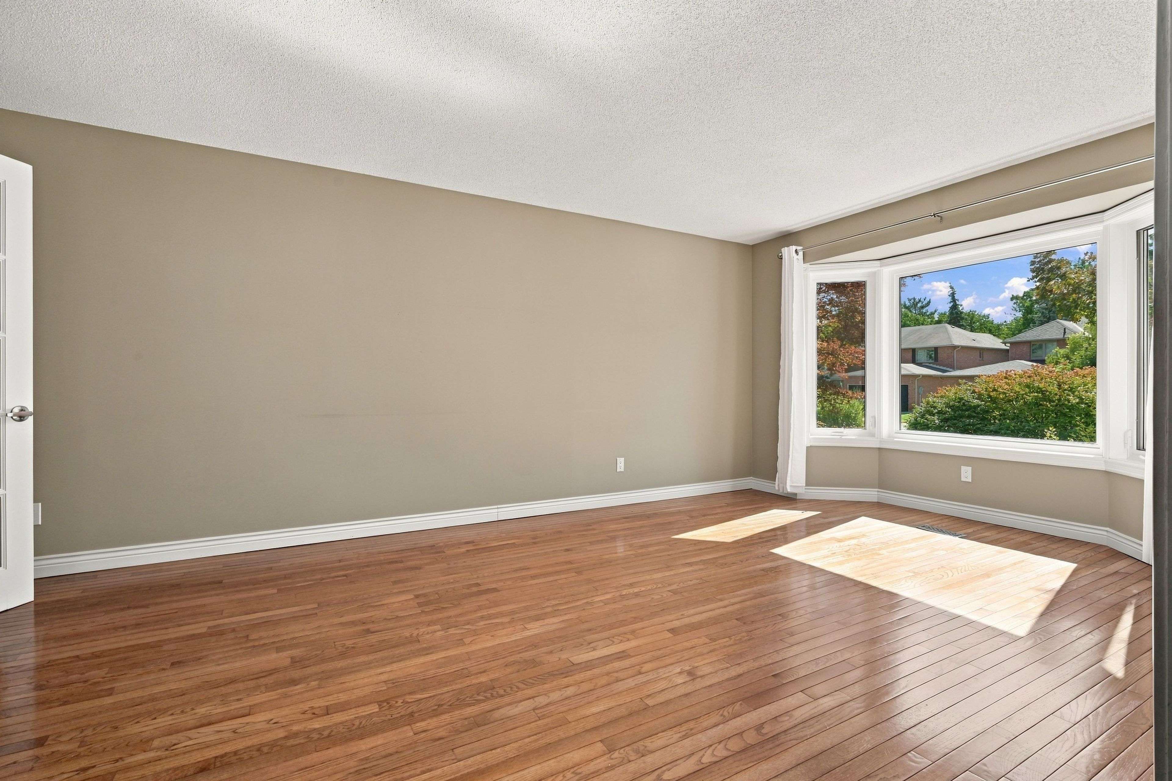1151 Forest Trail PL, Oakville, ON L6M 3H7