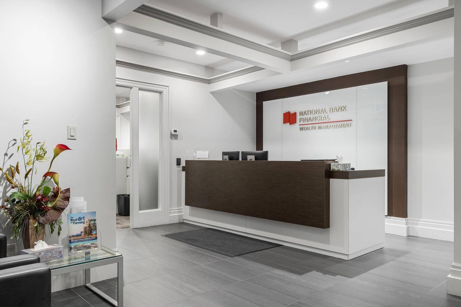 305 Church ST, Oakville, ON L6J 7T2