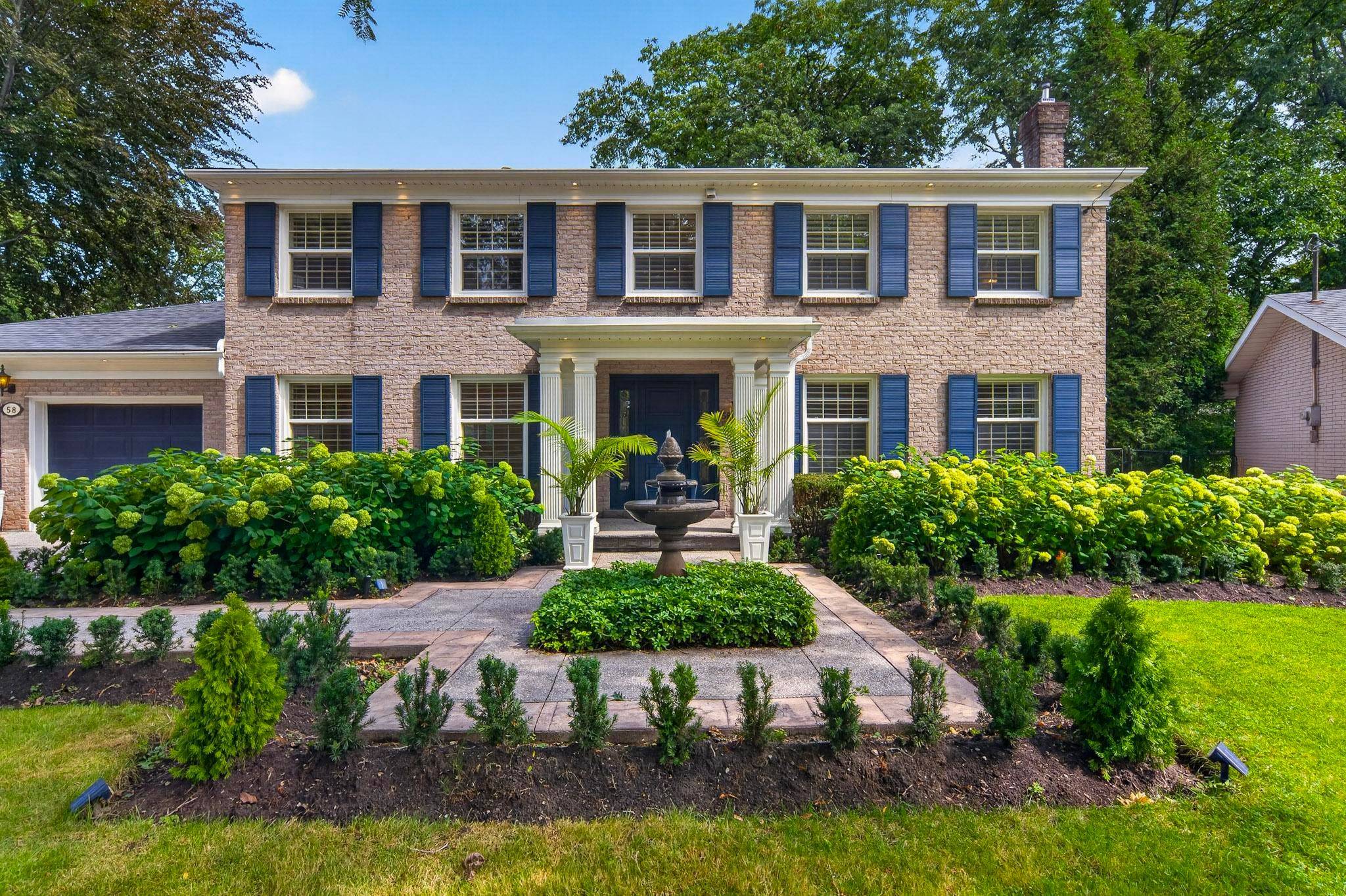 58 Braemar PL, Hamilton, ON L9C 1E2