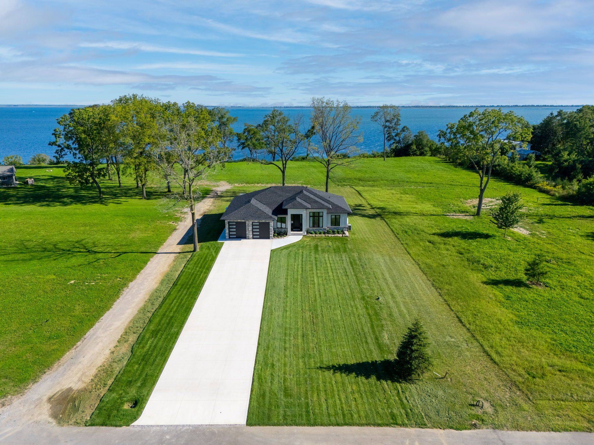 9 Black Walnut DR, Norfolk, ON N0E 1P0