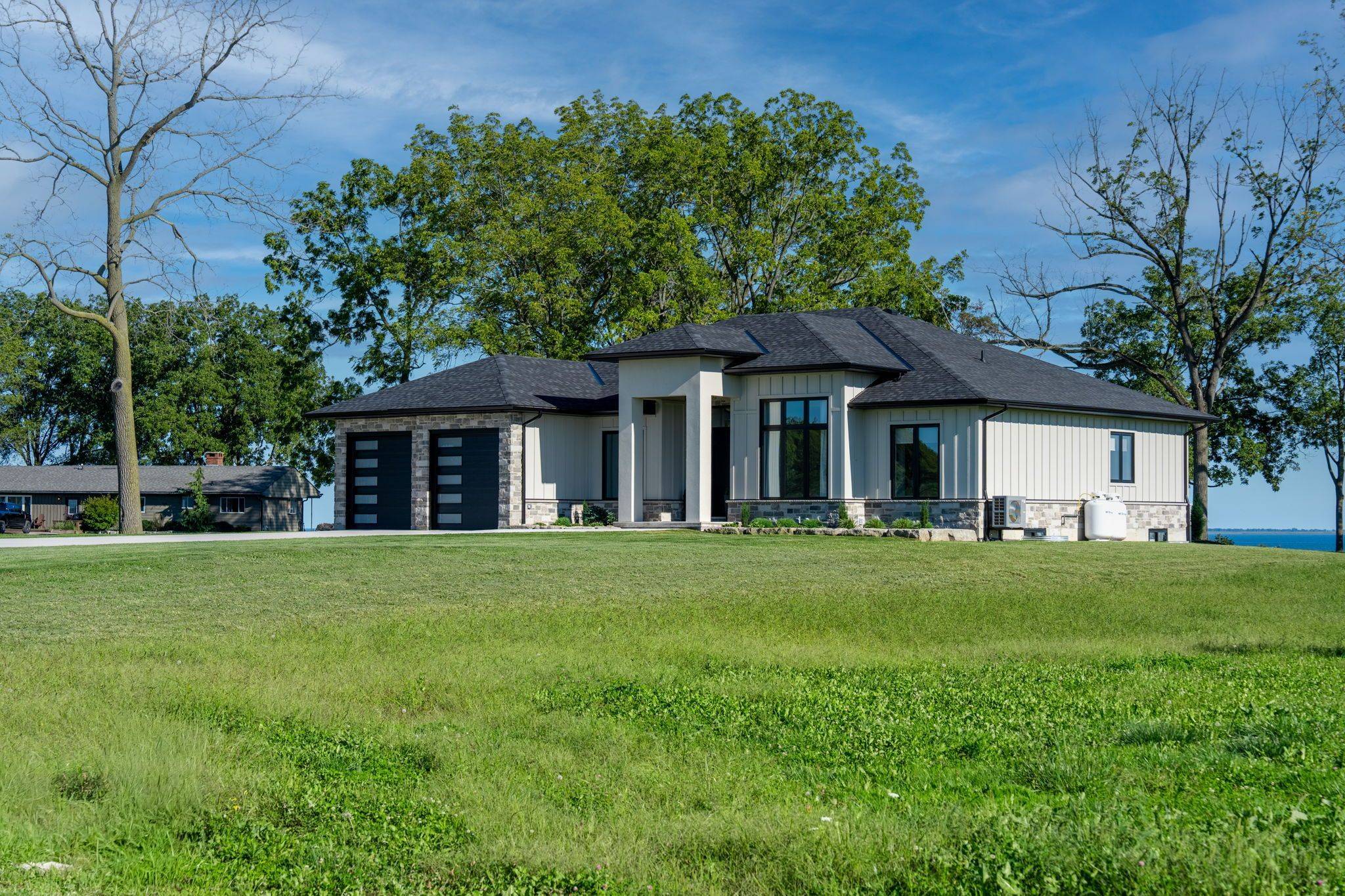 9 Black Walnut DR, Norfolk, ON N0E 1P0