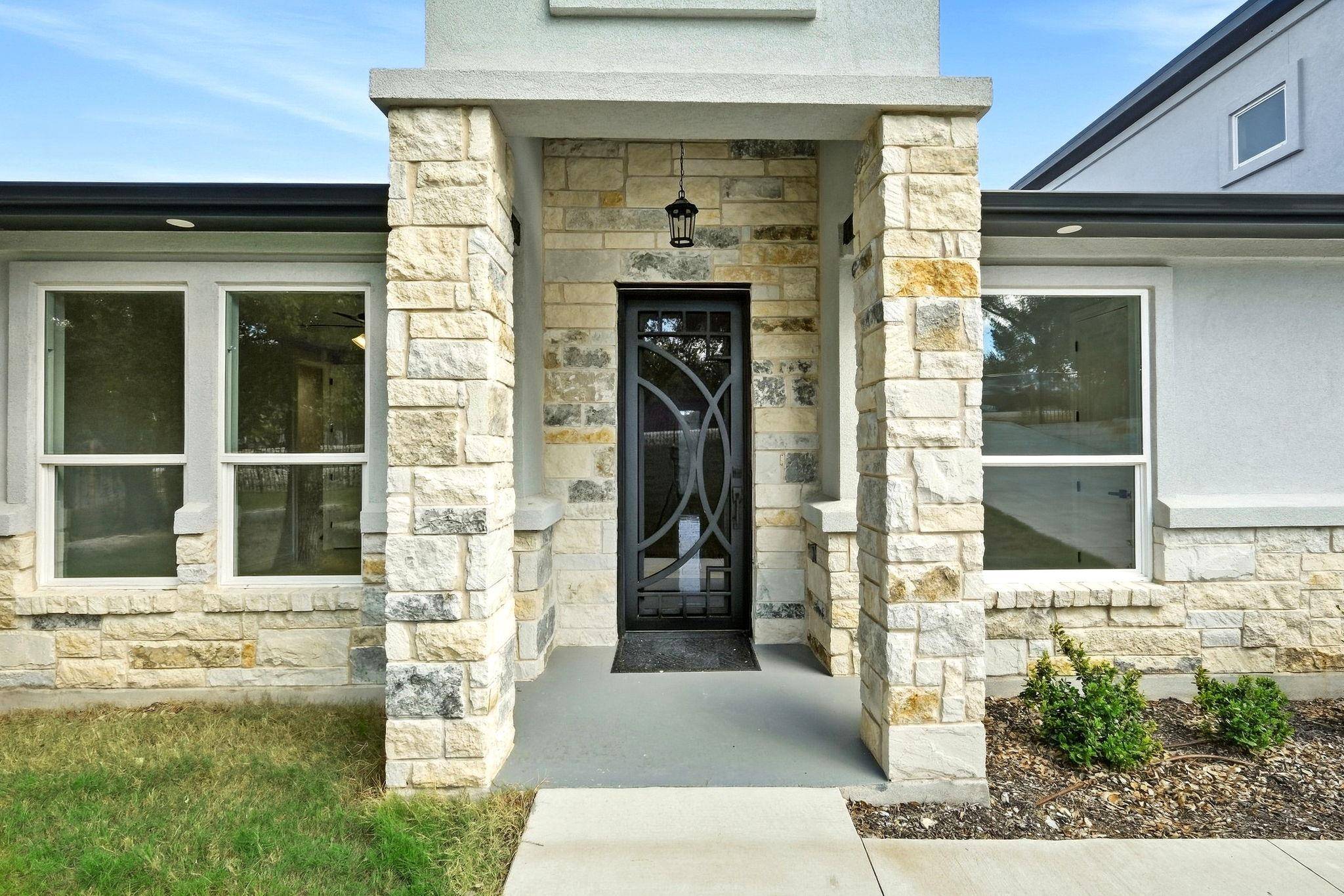 20302 Boggy Ford RD, Lago Vista, TX 78645