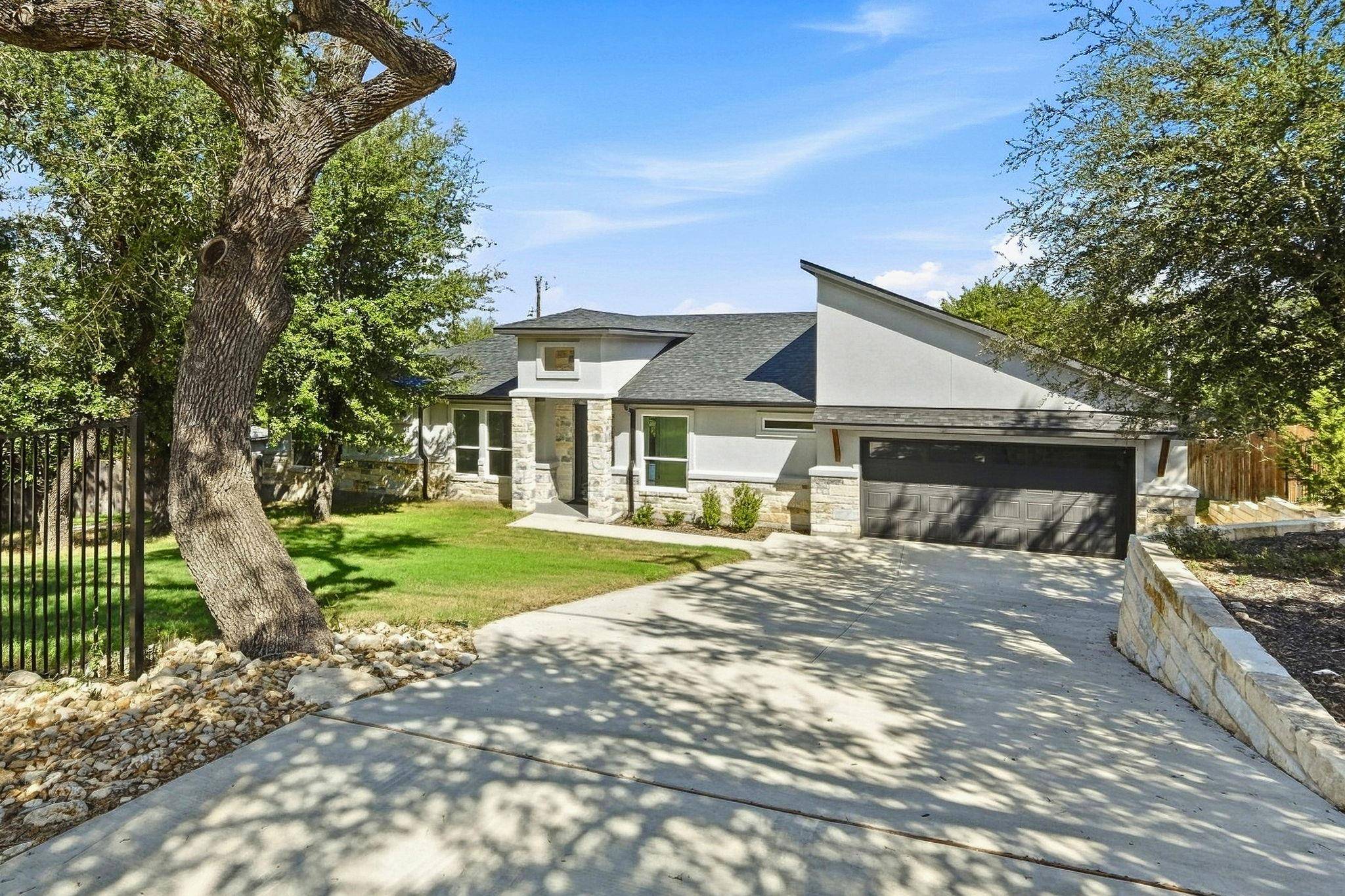 20302 Boggy Ford RD, Lago Vista, TX 78645