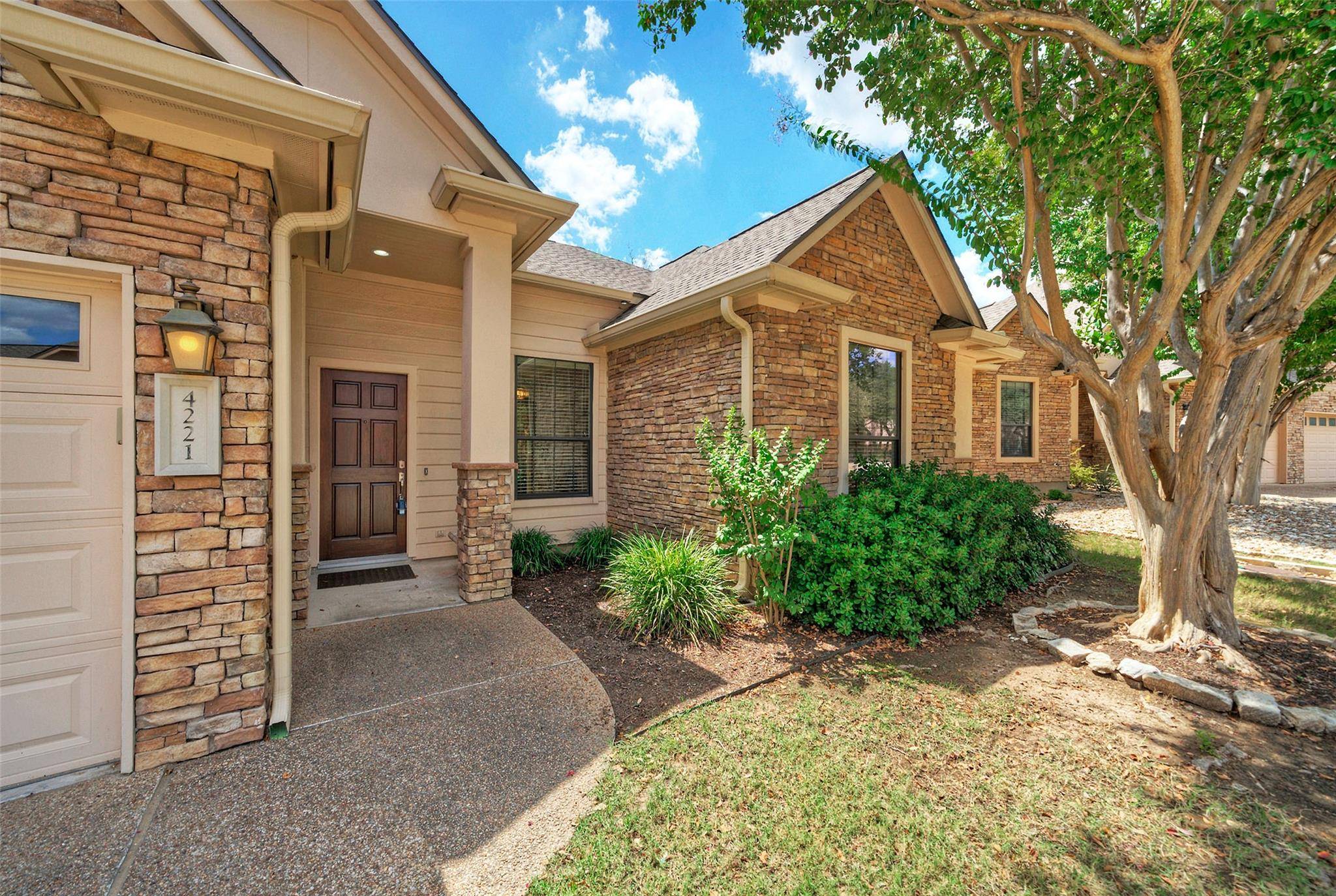 4221 Johns Light DR, Austin, TX 78727