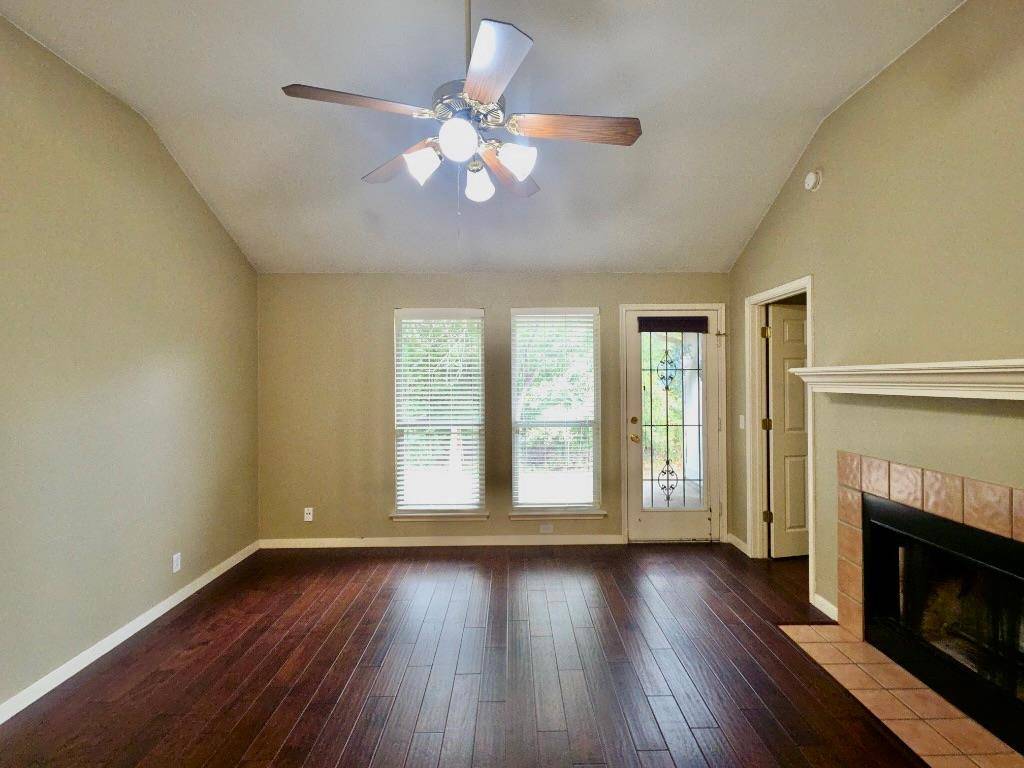 9106 Wellesley DR, Austin, TX 78754