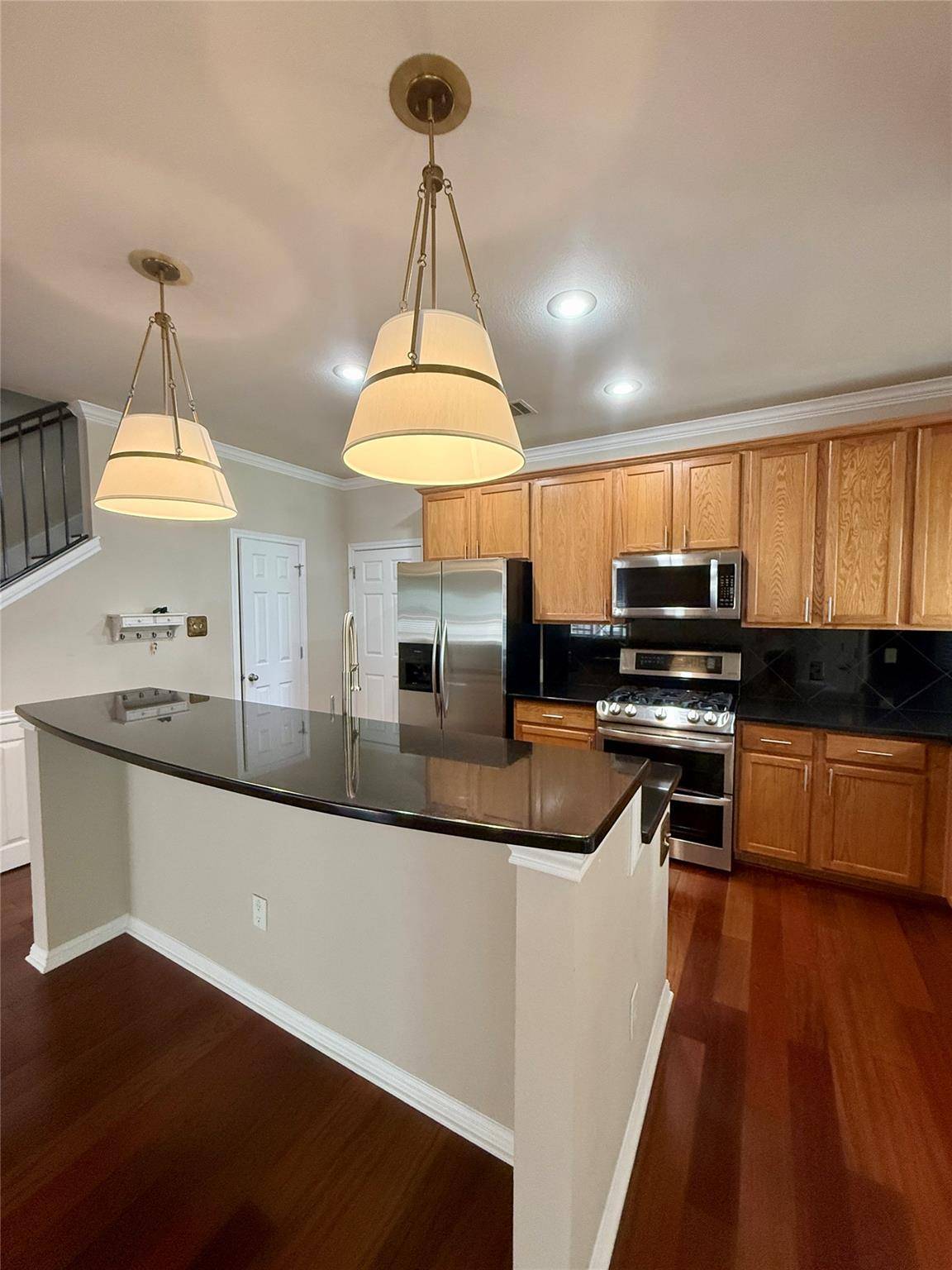 411 W Saint Elmo RD #39, Austin, TX 78745