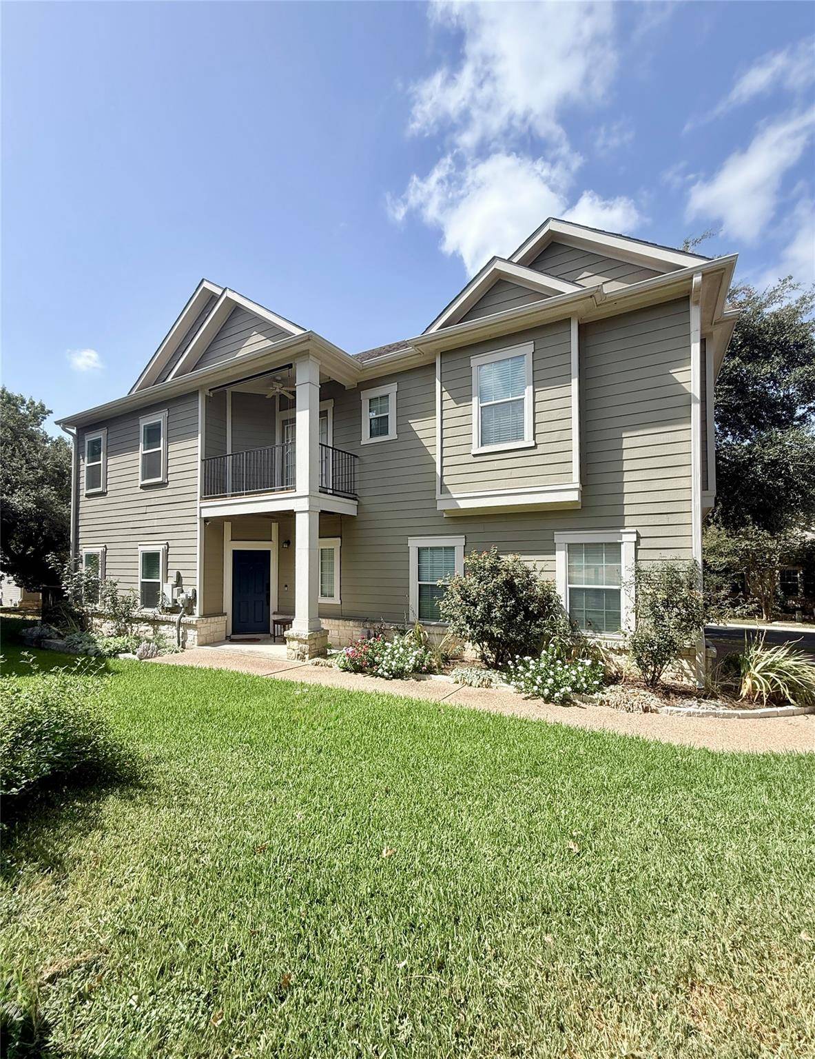411 W Saint Elmo RD #39, Austin, TX 78745