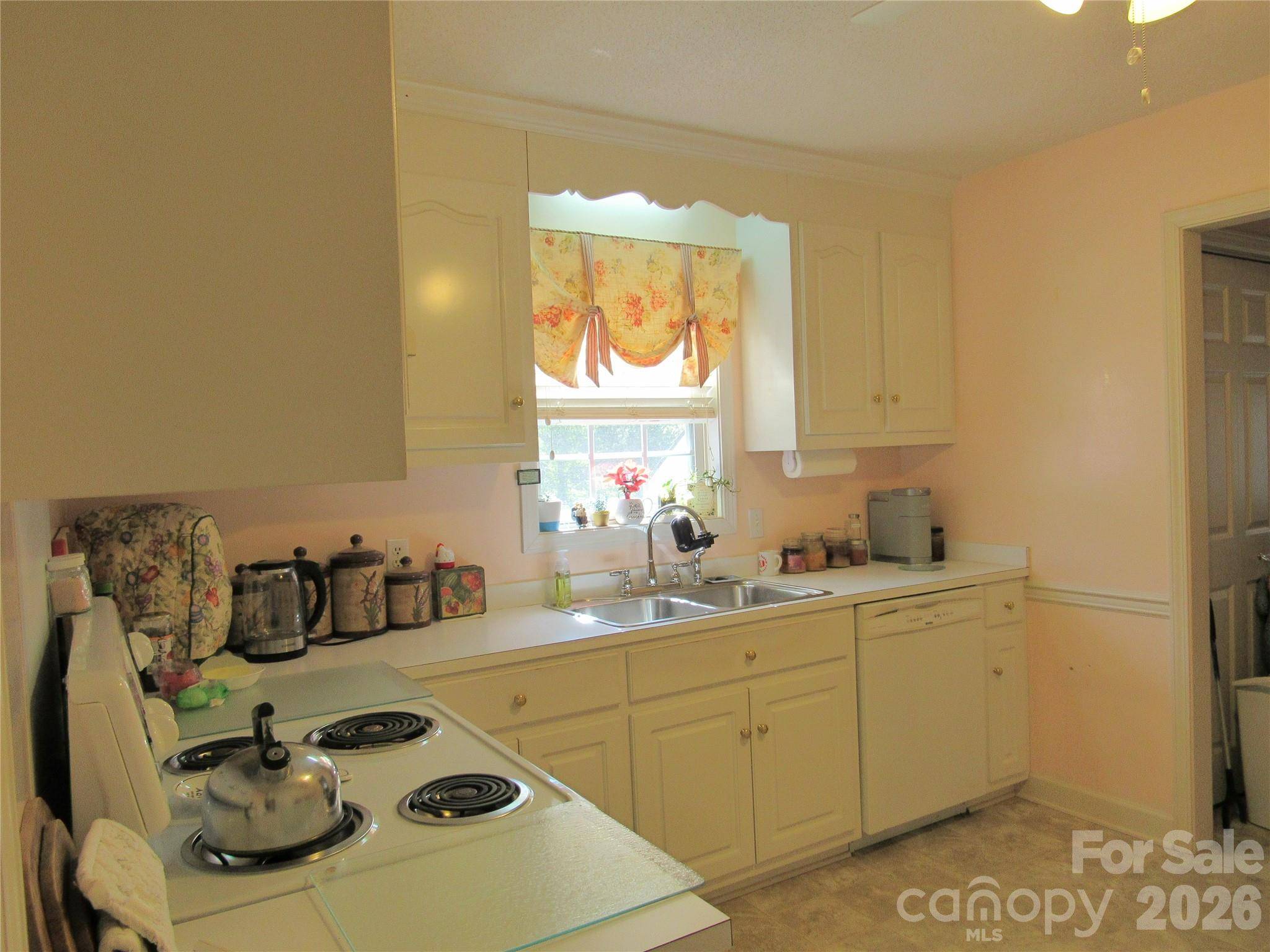 2514 Oxford CIR, Lancaster, SC 29720