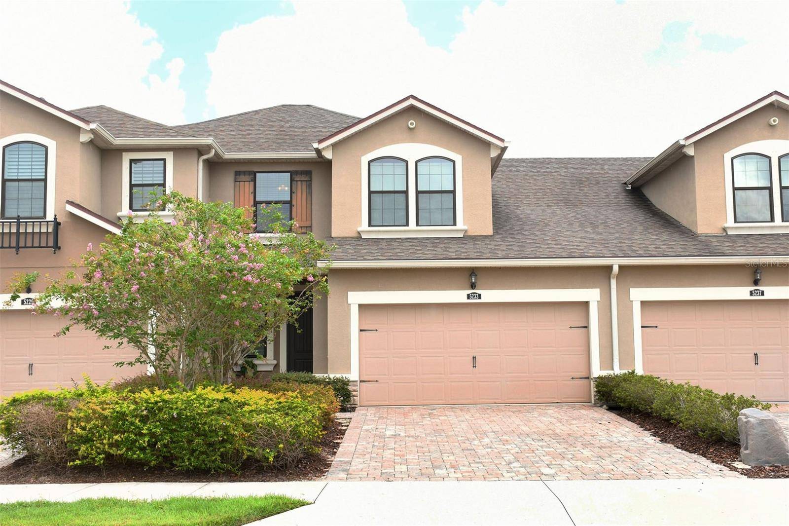 5233 BLOSSOM CV, Bradenton, FL 34211