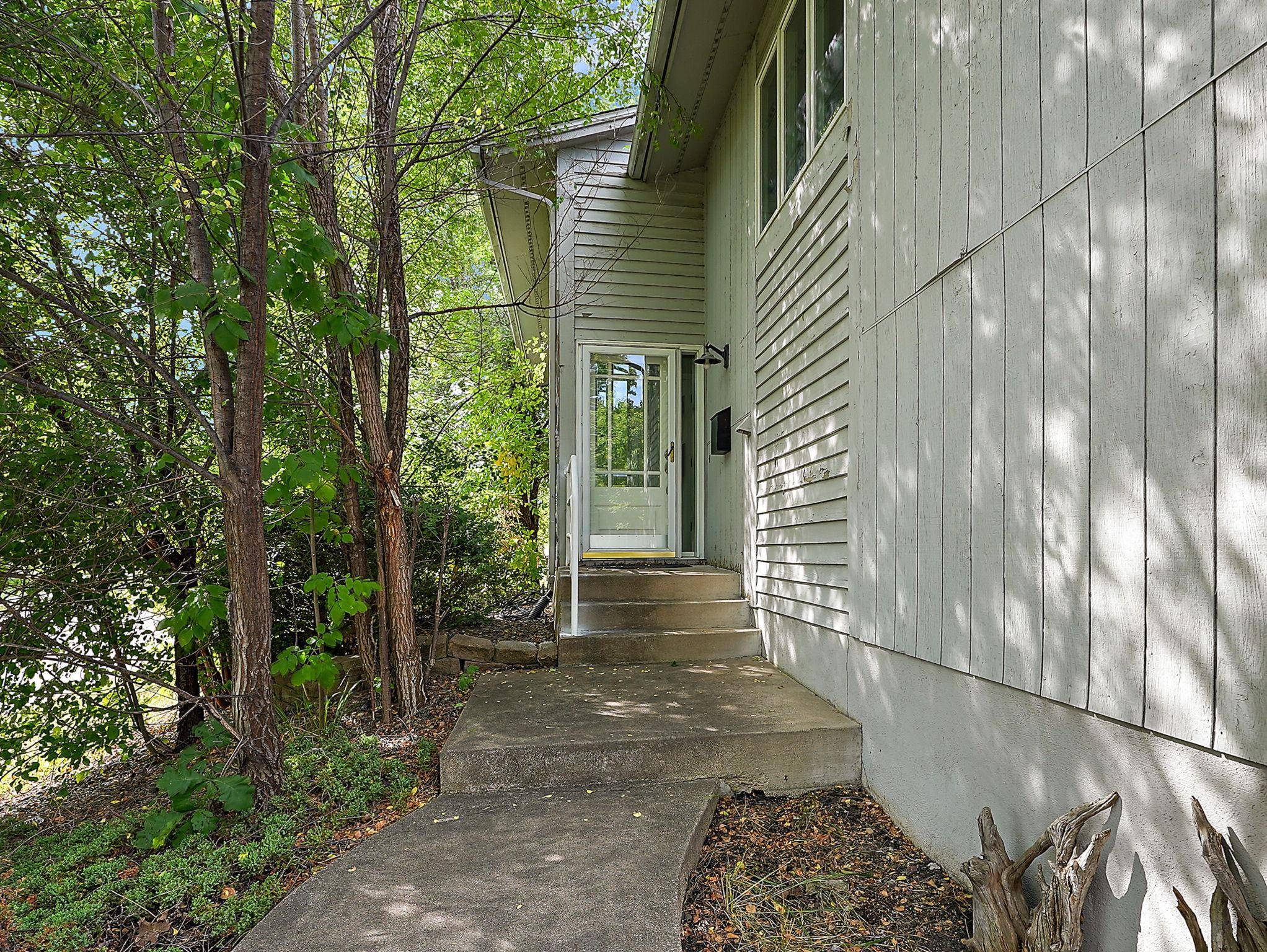 4301 W 62nd ST, Edina, MN 55424
