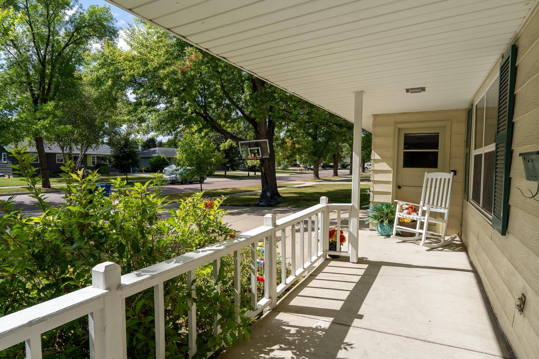 913 Park DR S, Fargo, ND 58103