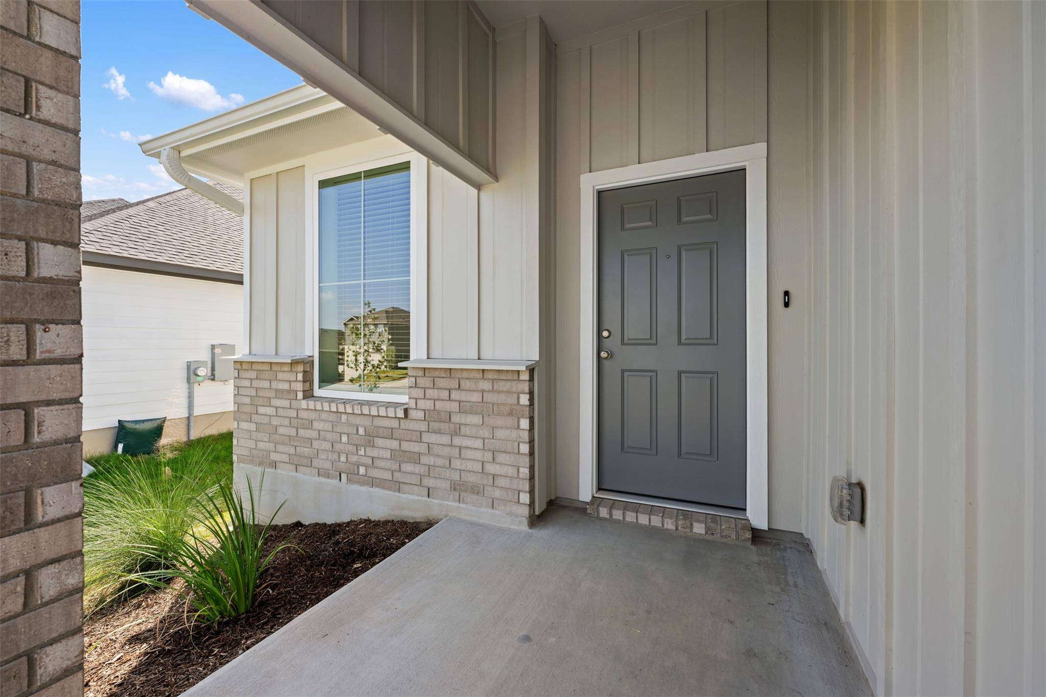 270 Boatright BLVD, Jarrell, TX 76537