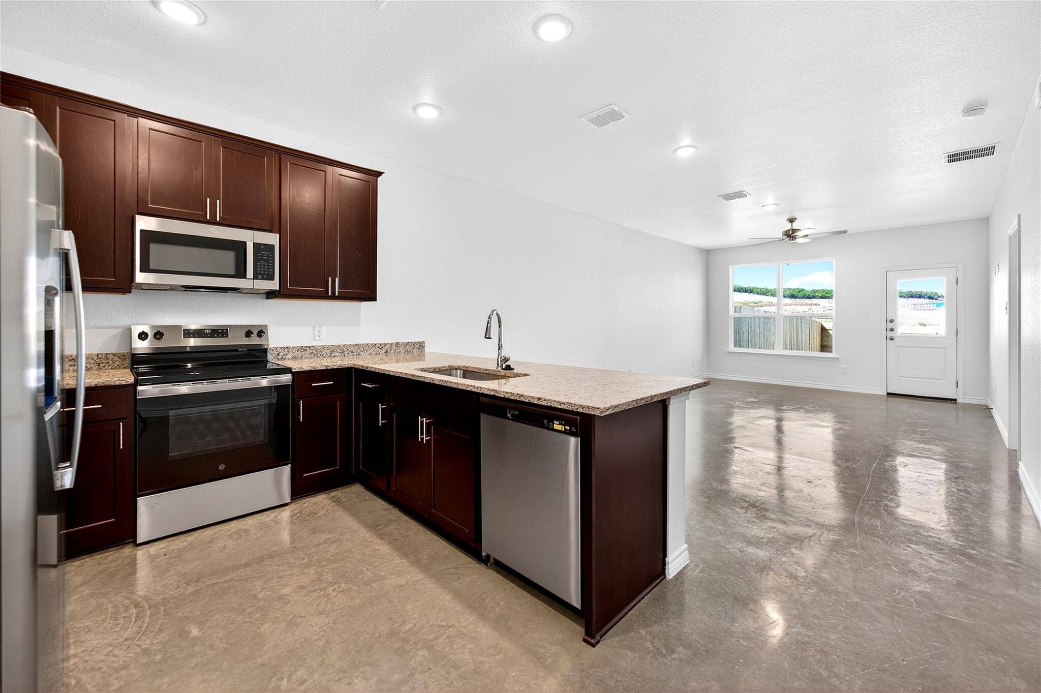 628 Pacific Crest TRL #A, Copperas Cove, TX 76522
