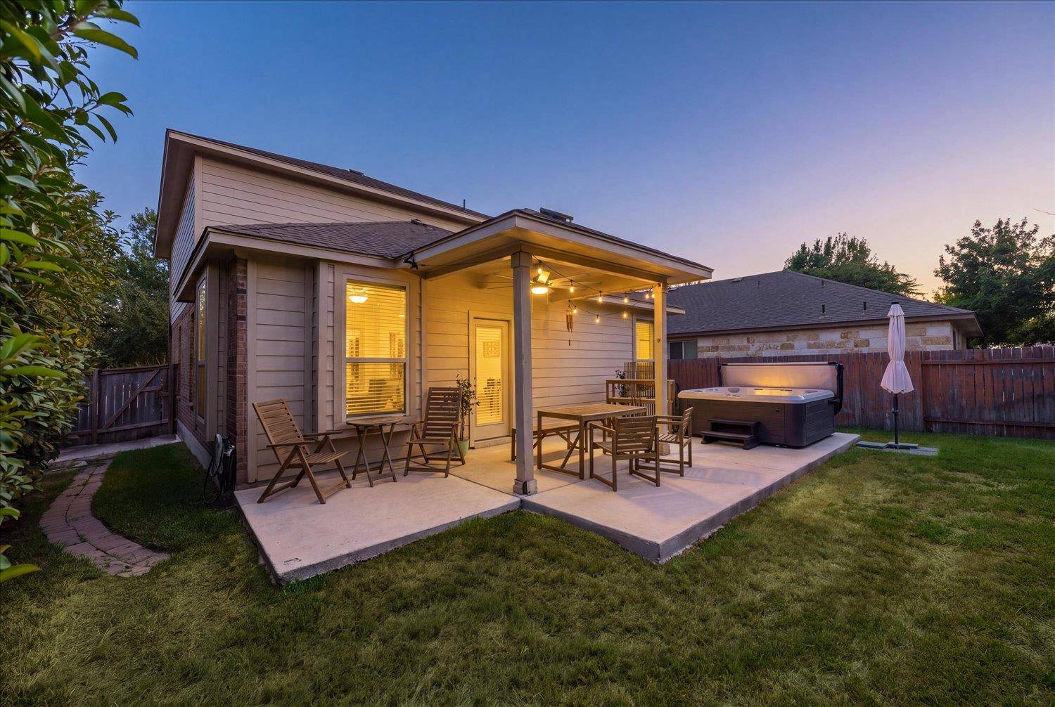 1101 April Meadows LOOP, Georgetown, TX 78626