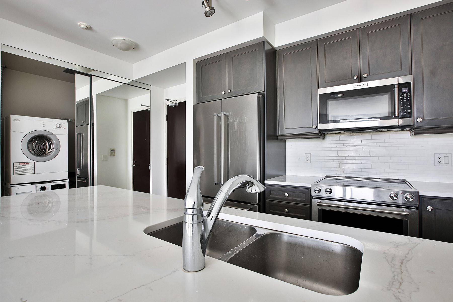 825 Church ST #310, Toronto C09, ON M4W 3Z4