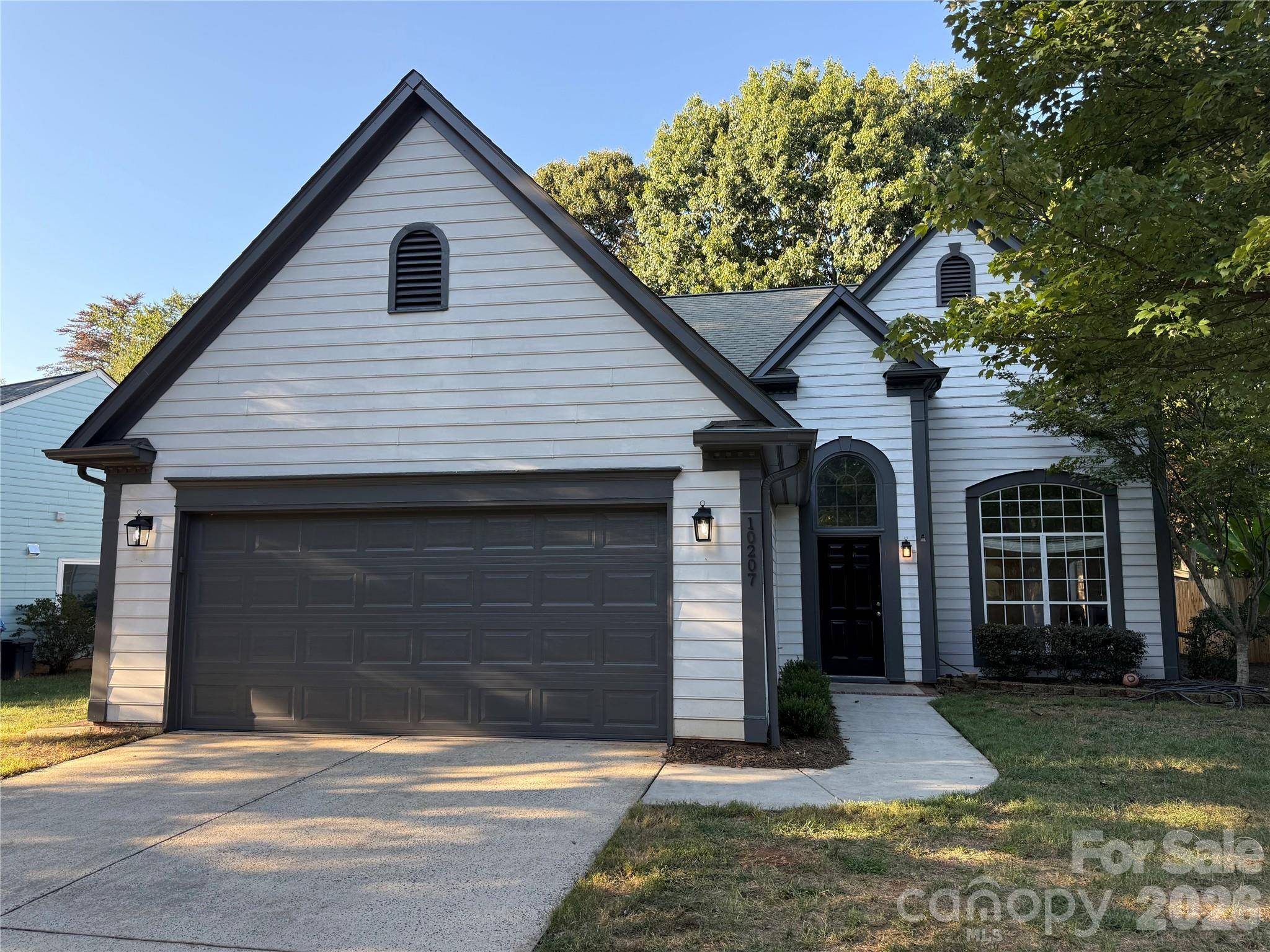 10207 Bon Meade LN, Cornelius, NC 28031