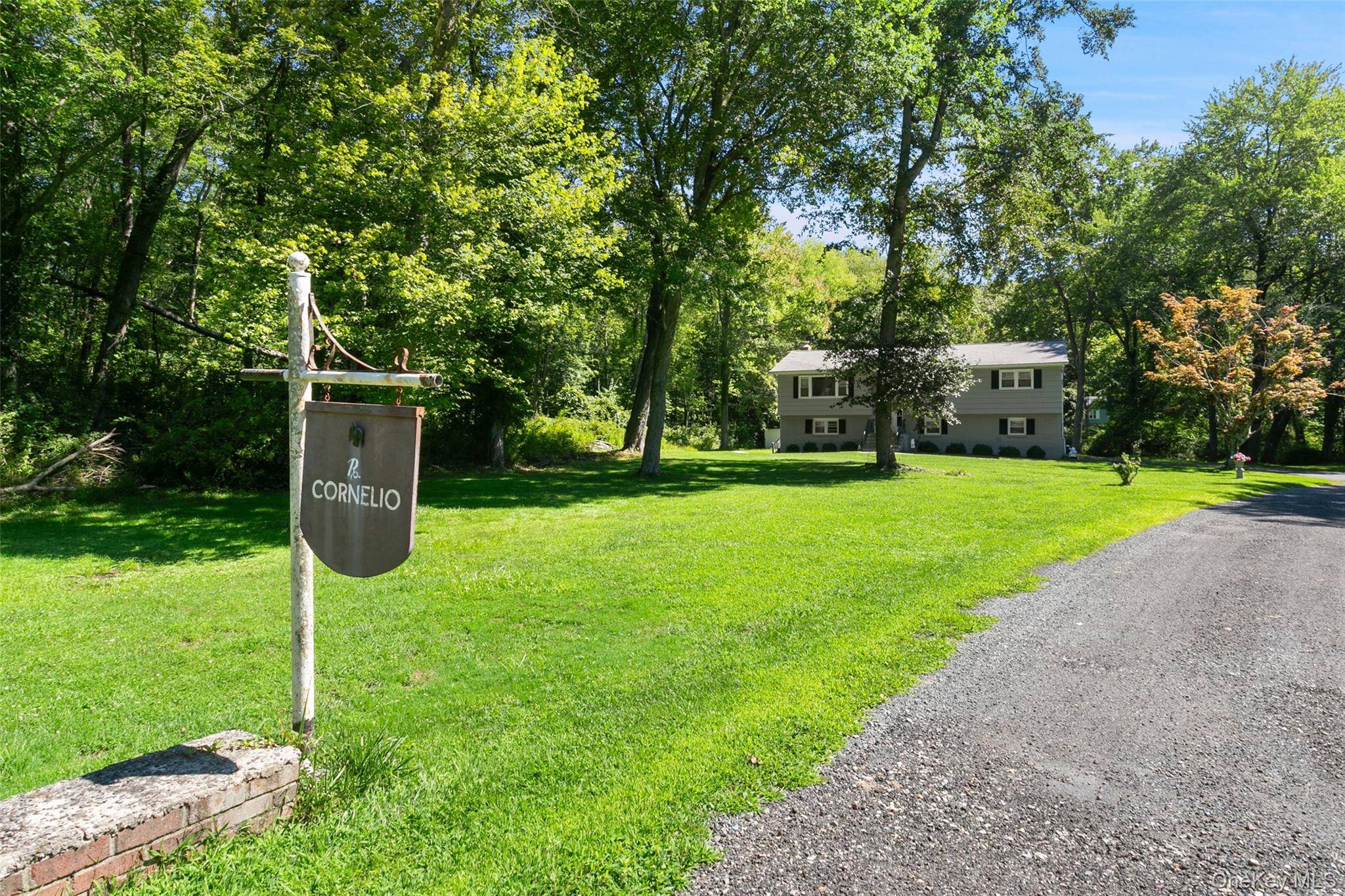 257 Smith Ridge RD, South Salem, NY 10590