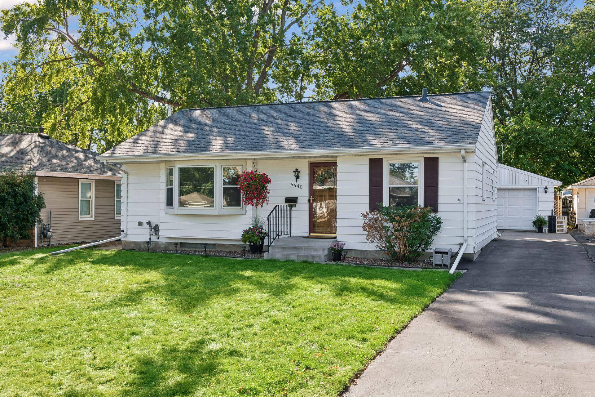 6640 15th AVE S, Richfield, MN 55423