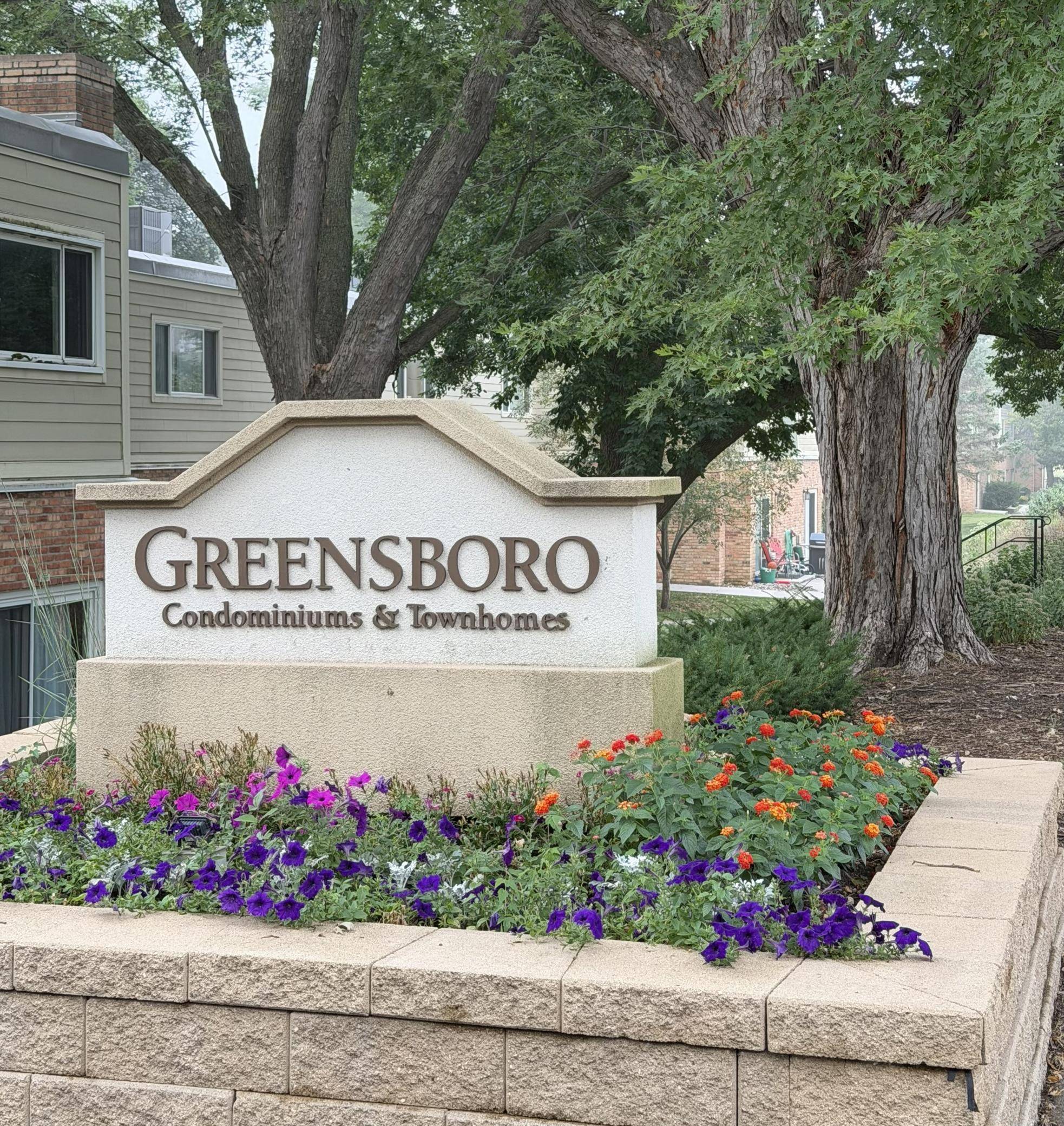 7316 W 22nd ST #305, Saint Louis Park, MN 55426